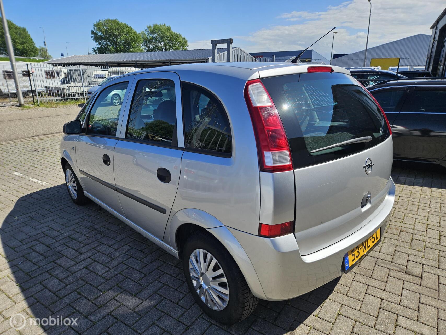 Foto van Opel Meriva-a