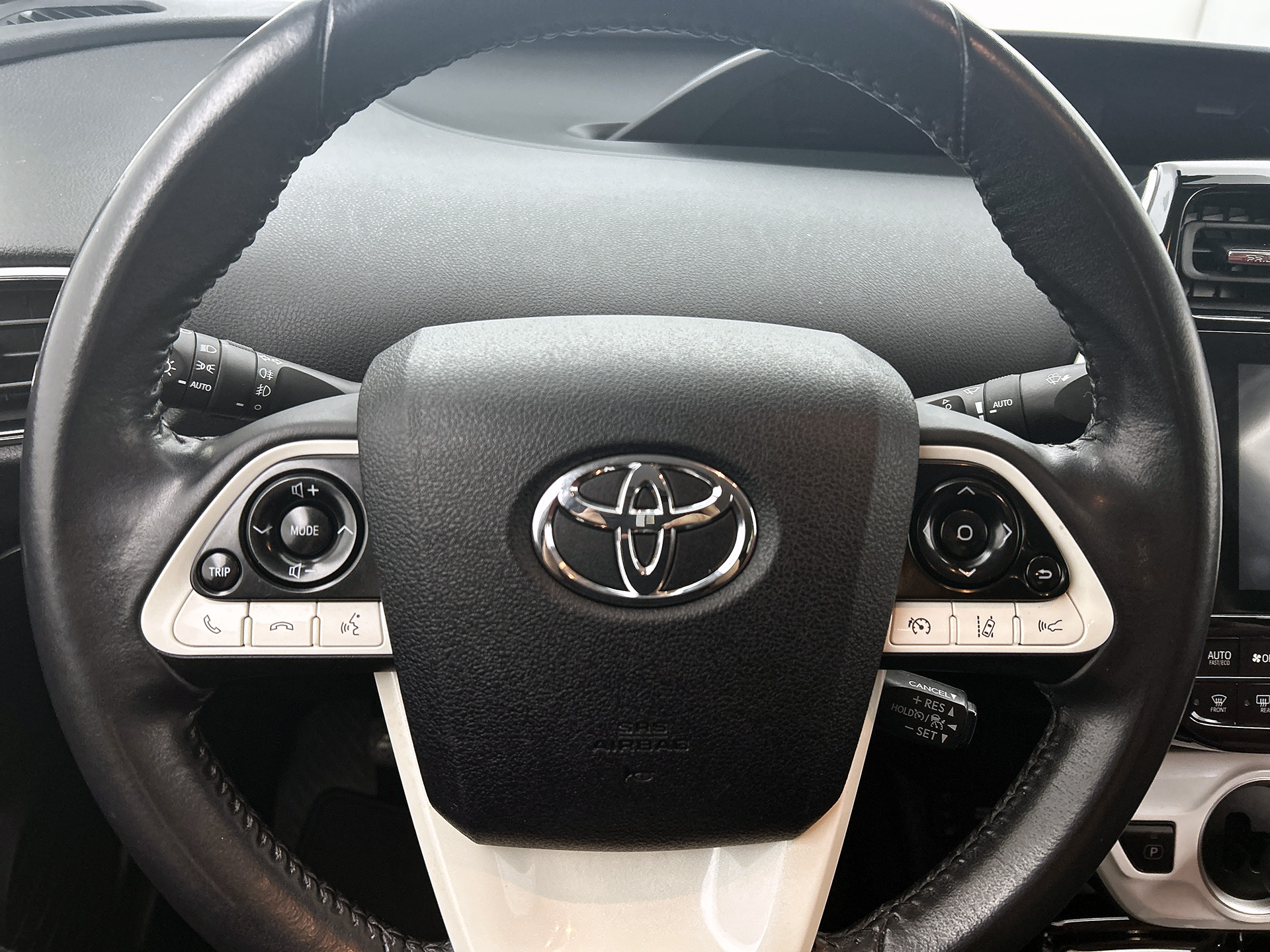 Foto van Toyota Toyota Prius PHV