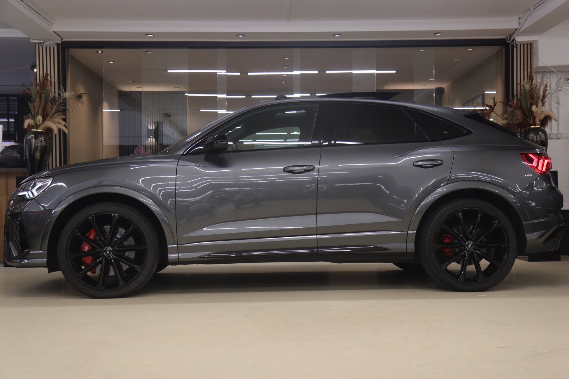 Foto van Audi RS Q3 Sportback