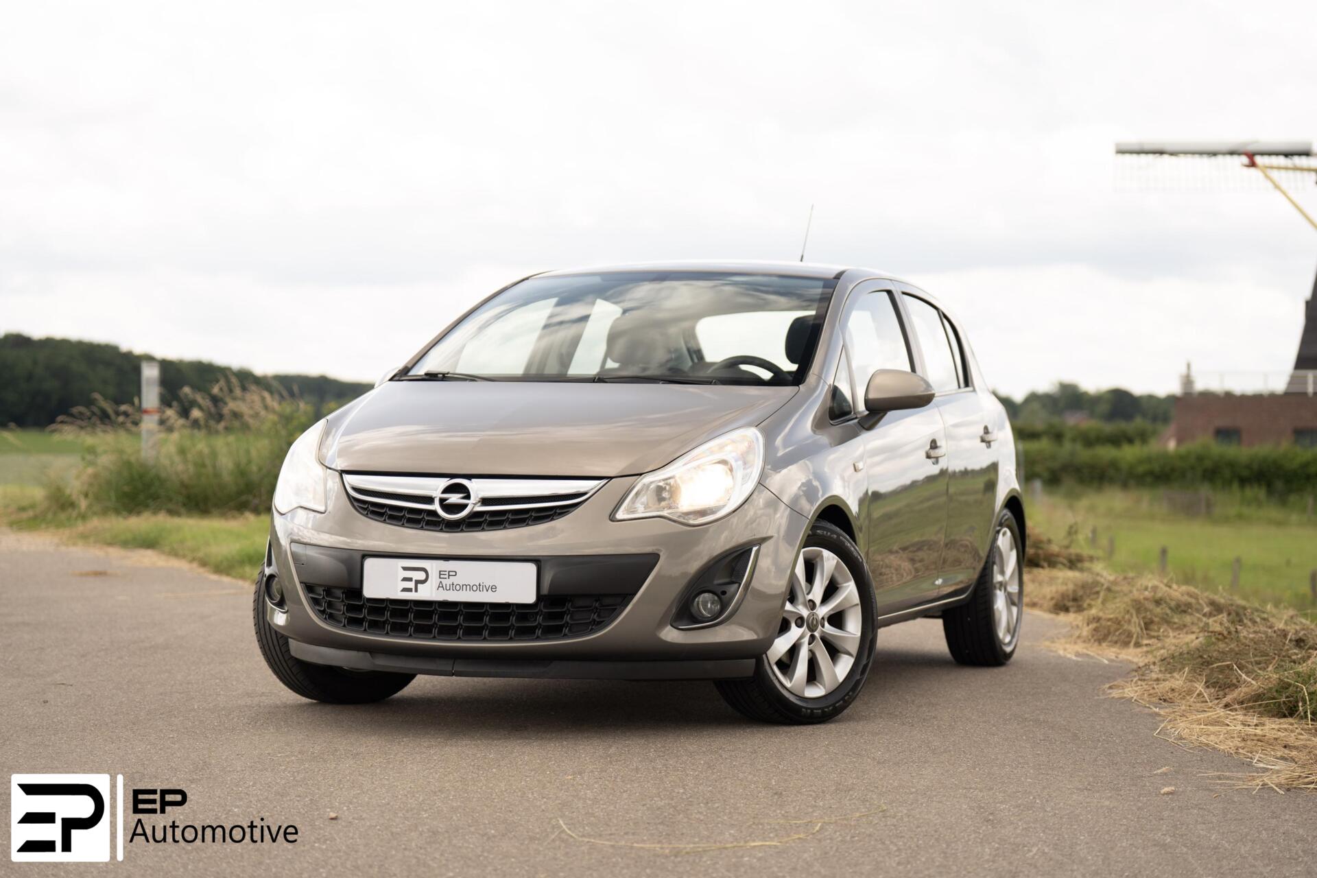 Opel Corsa 1.2 EcoFlex|Trekhaak|Airco|Sportinterieur|Cruise| 2012 - voorkant