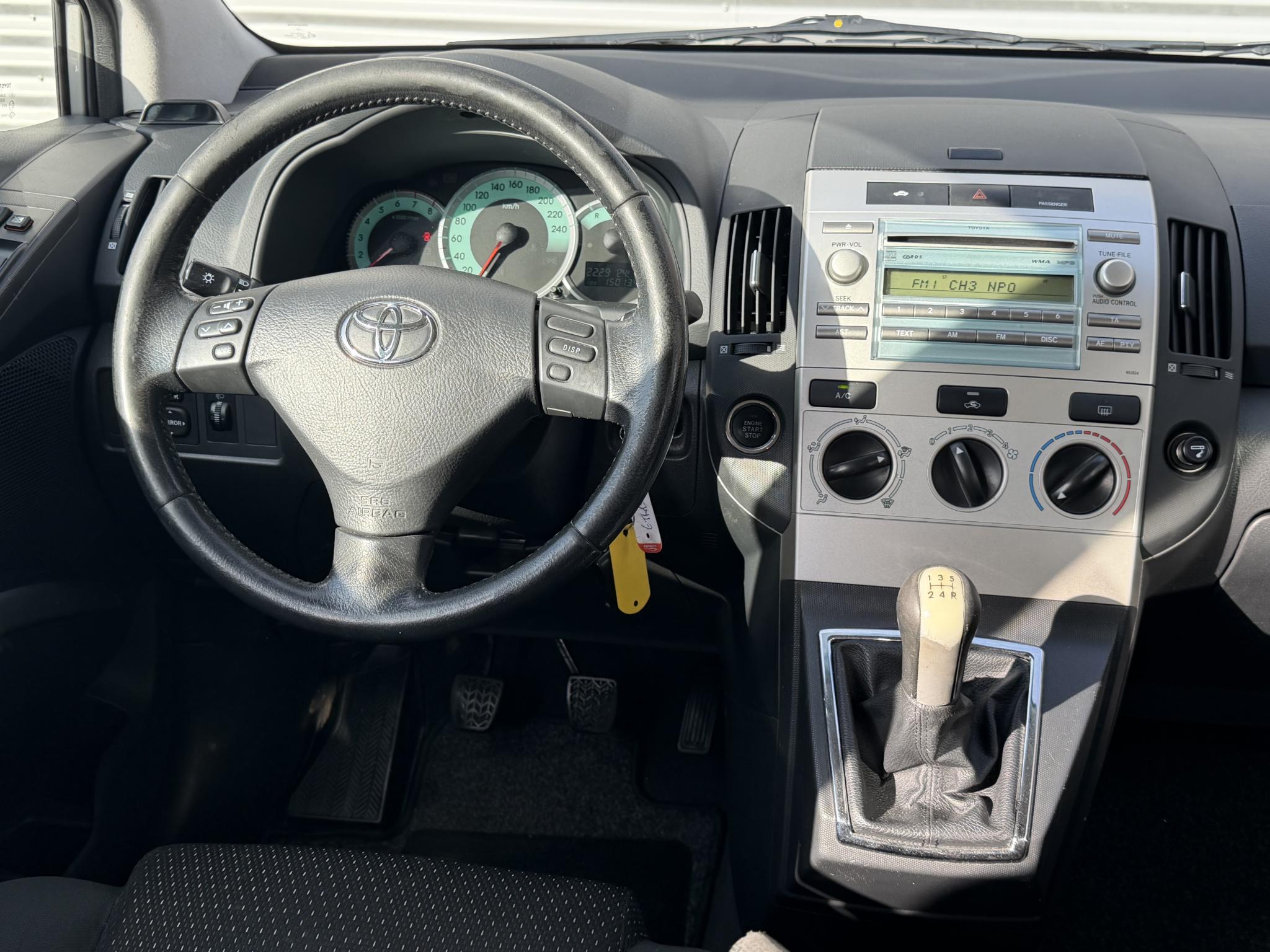 Foto van Toyota Toyota Corolla Verso