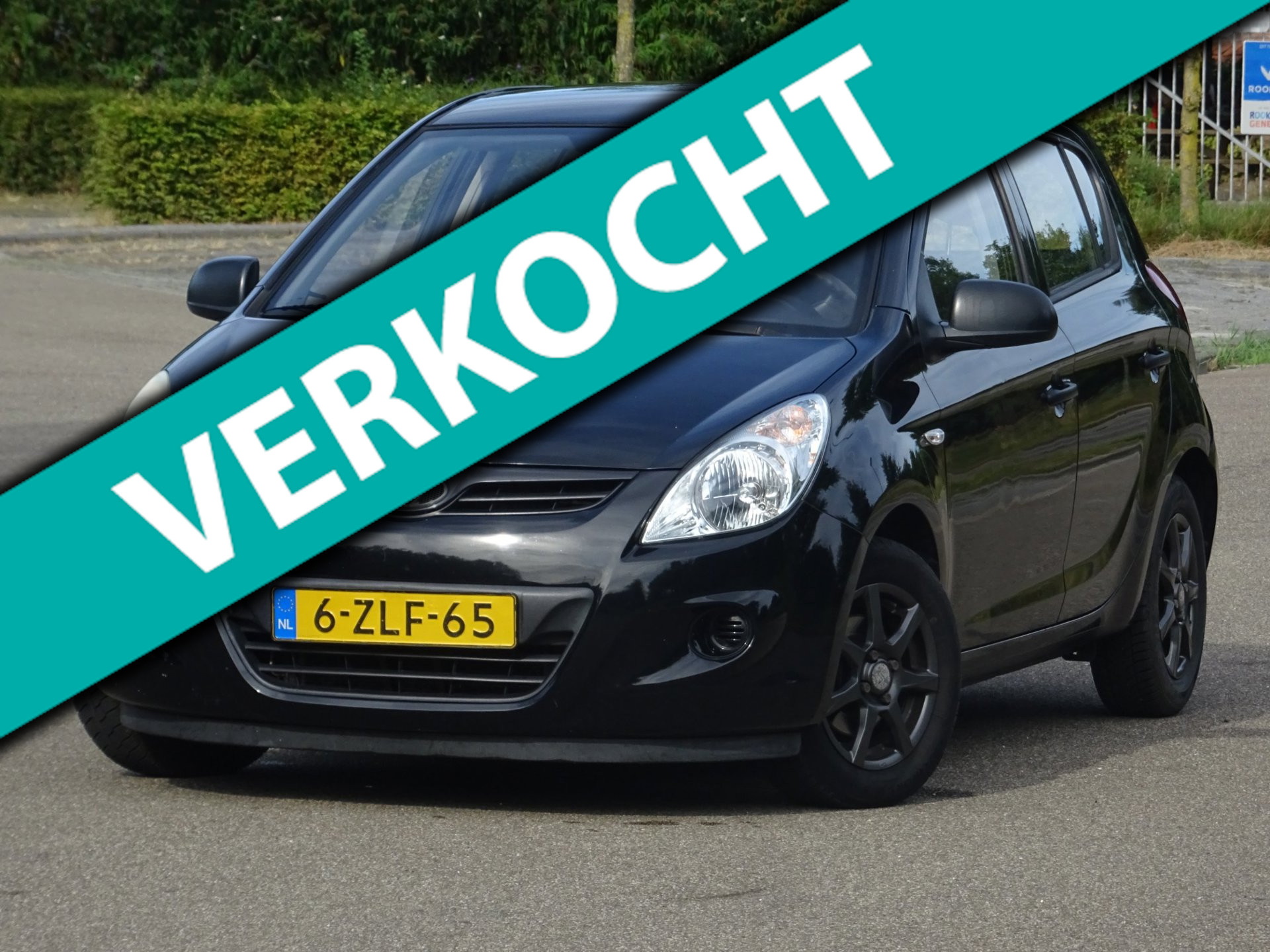 Hyundai I20 1.2i i-Drive BJ2011 5DEURS NAP/AIRCO/ELEKRAM/APK 2011 - voorkant