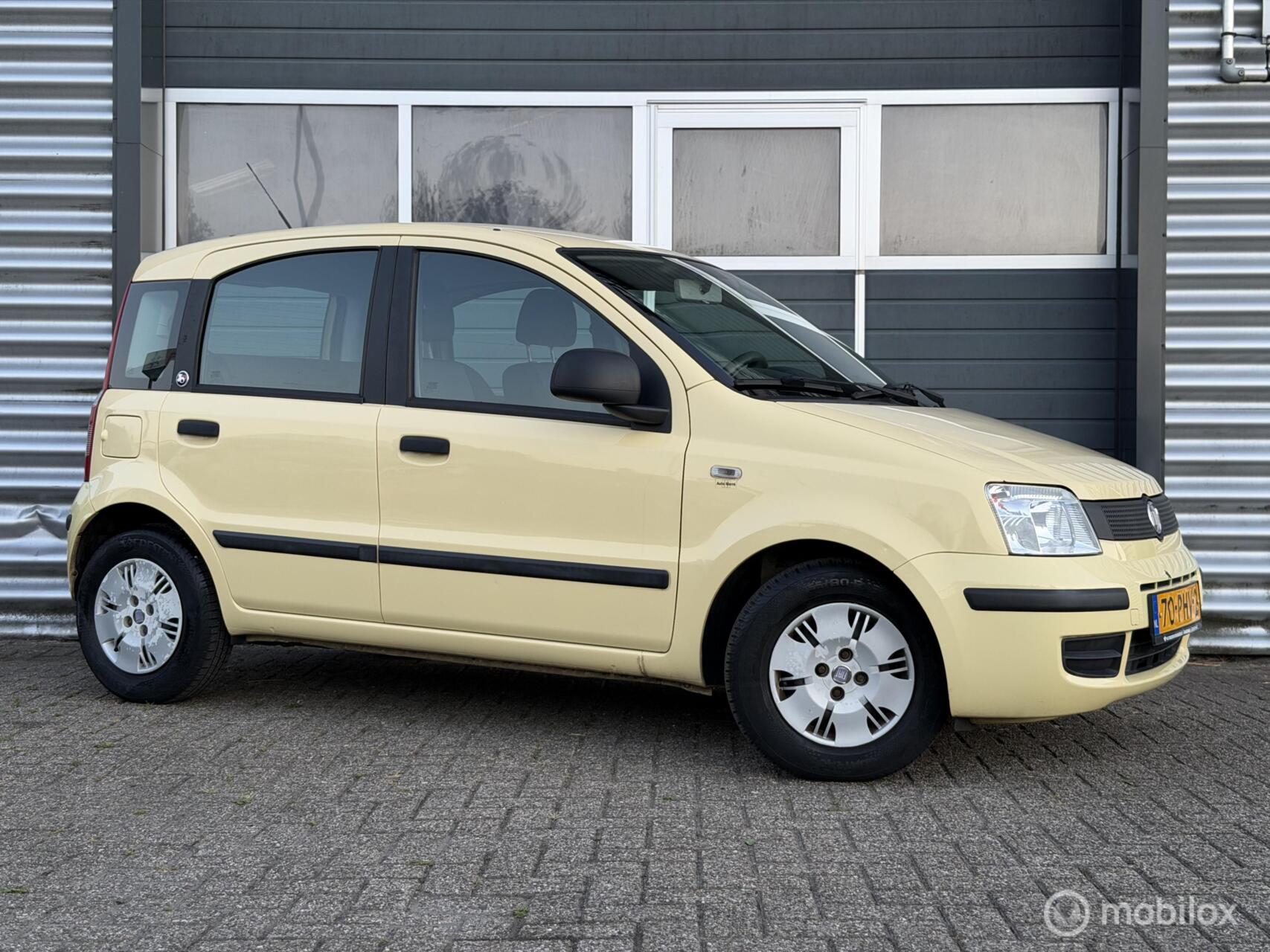 Fiat Fiat Panda 1.2 Celebr BJ 2011|114.800 km NAP|APK 13-08-2027| 2011 - voorkant