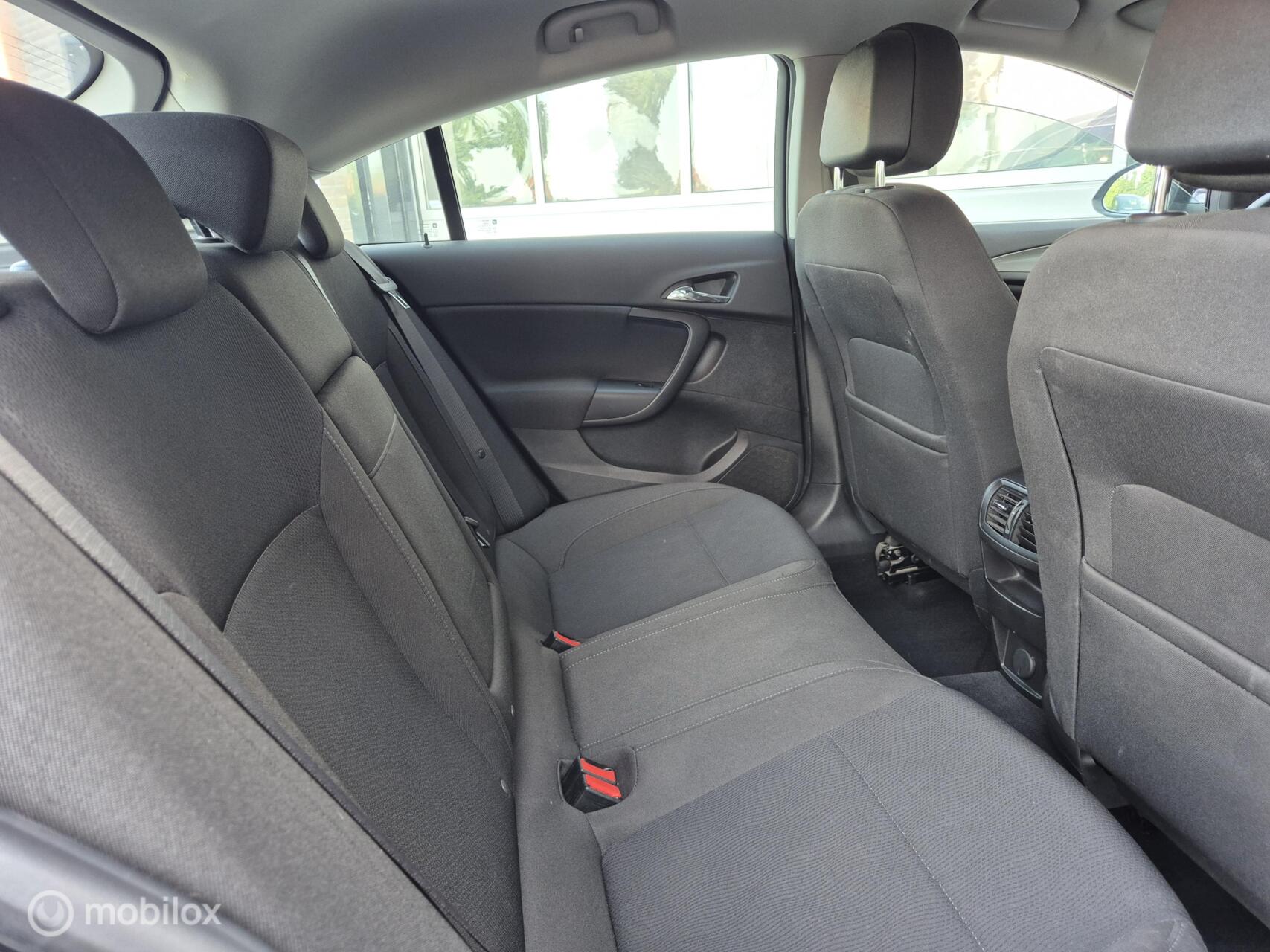 Foto van Opel Insignia Limousine HB