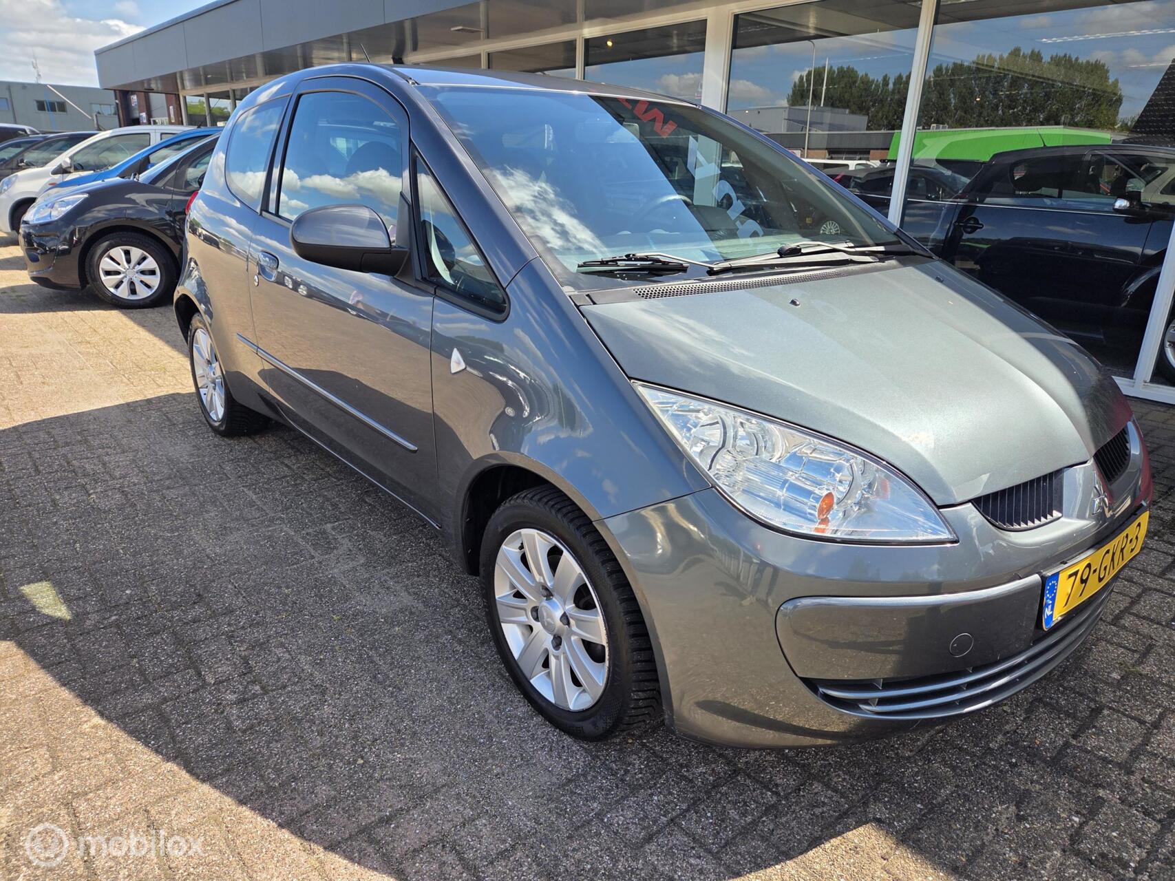 Foto van Mitsubishi Mitsubishi Colt
