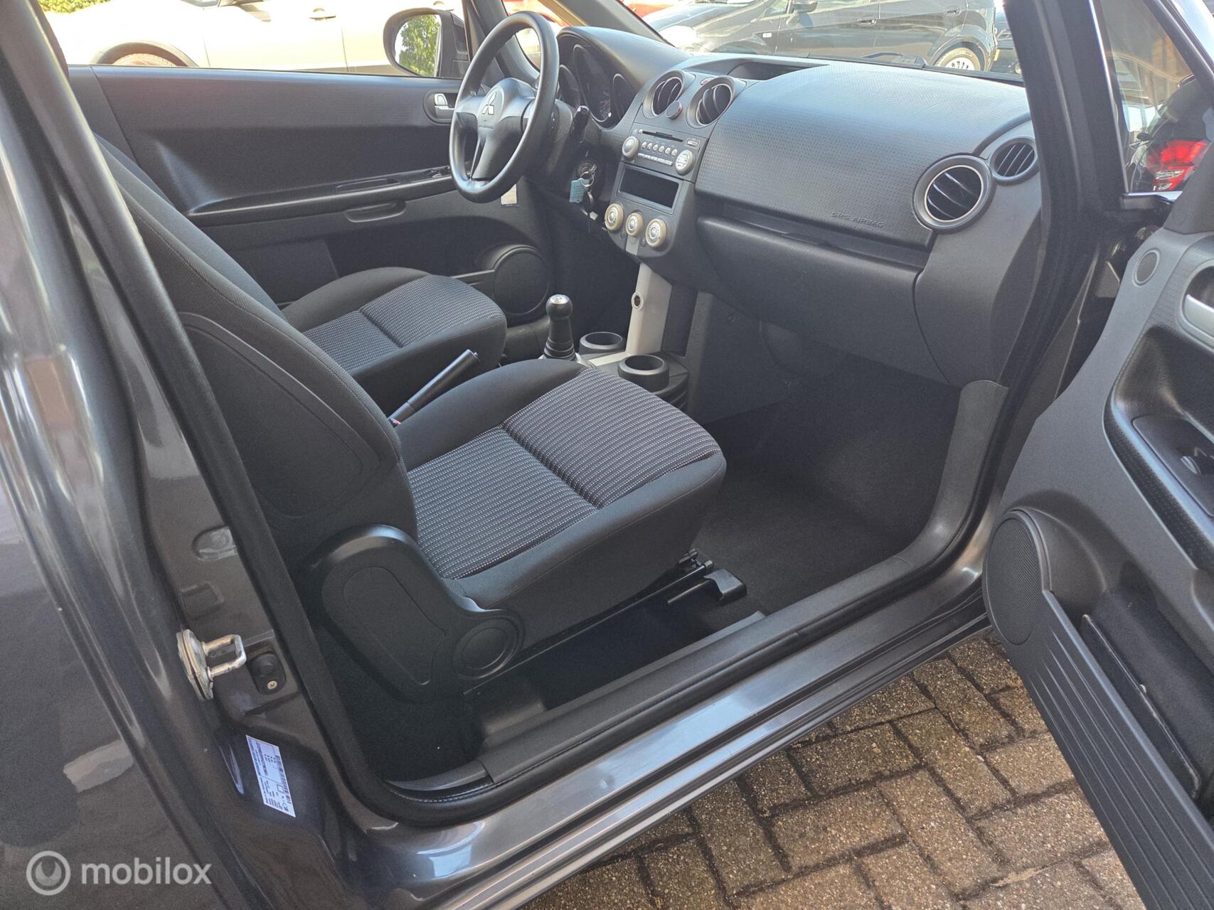 Foto van Mitsubishi Mitsubishi Colt