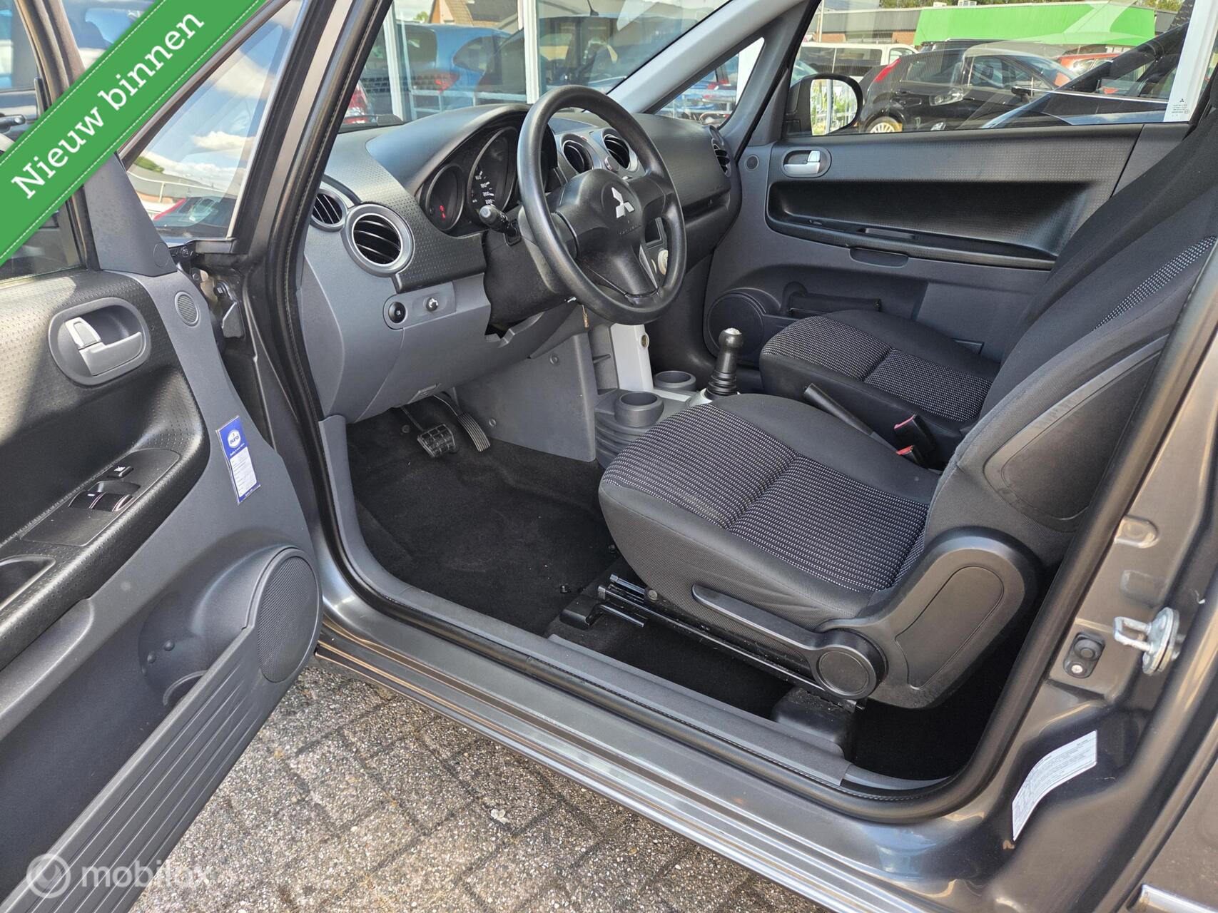 Foto van Mitsubishi Mitsubishi Colt