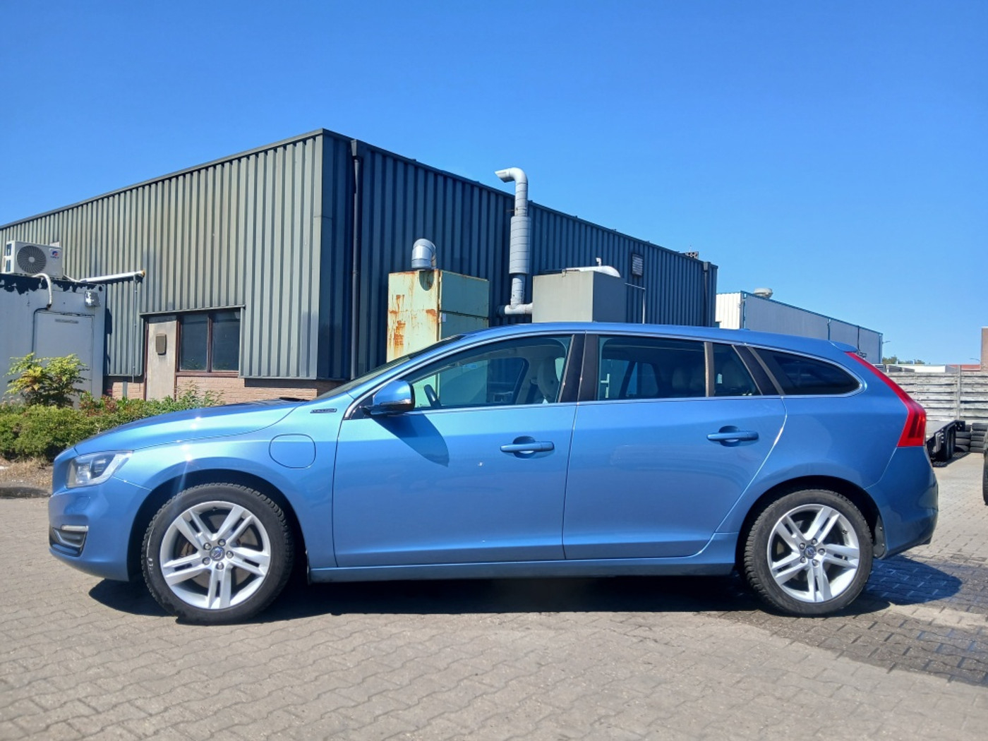Foto van Volvo V60 Plug In Hybrid