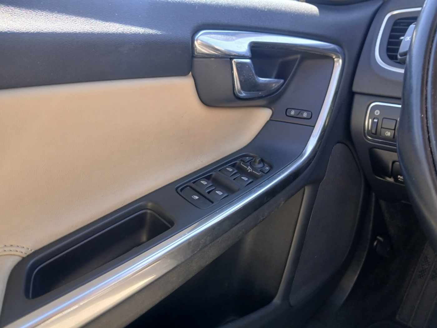 Foto van Volvo V60 Plug In Hybrid