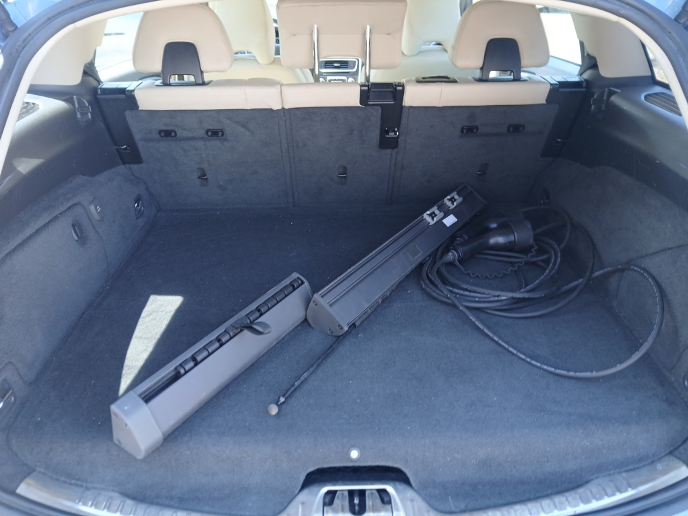 Foto van Volvo V60 Plug In Hybrid