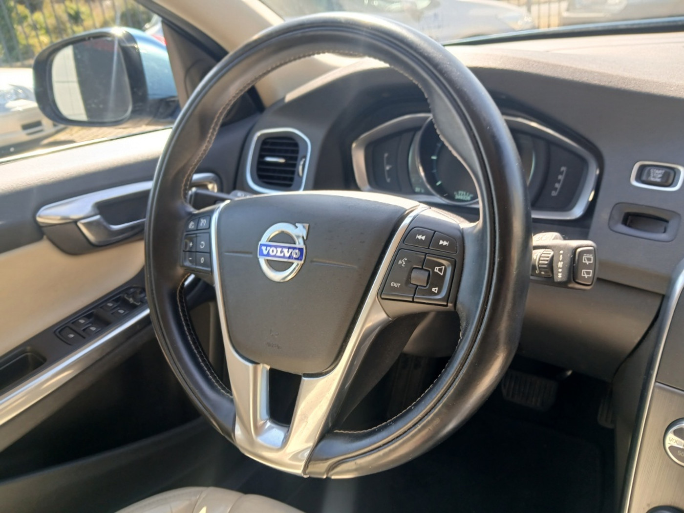 Foto van Volvo V60 Plug In Hybrid