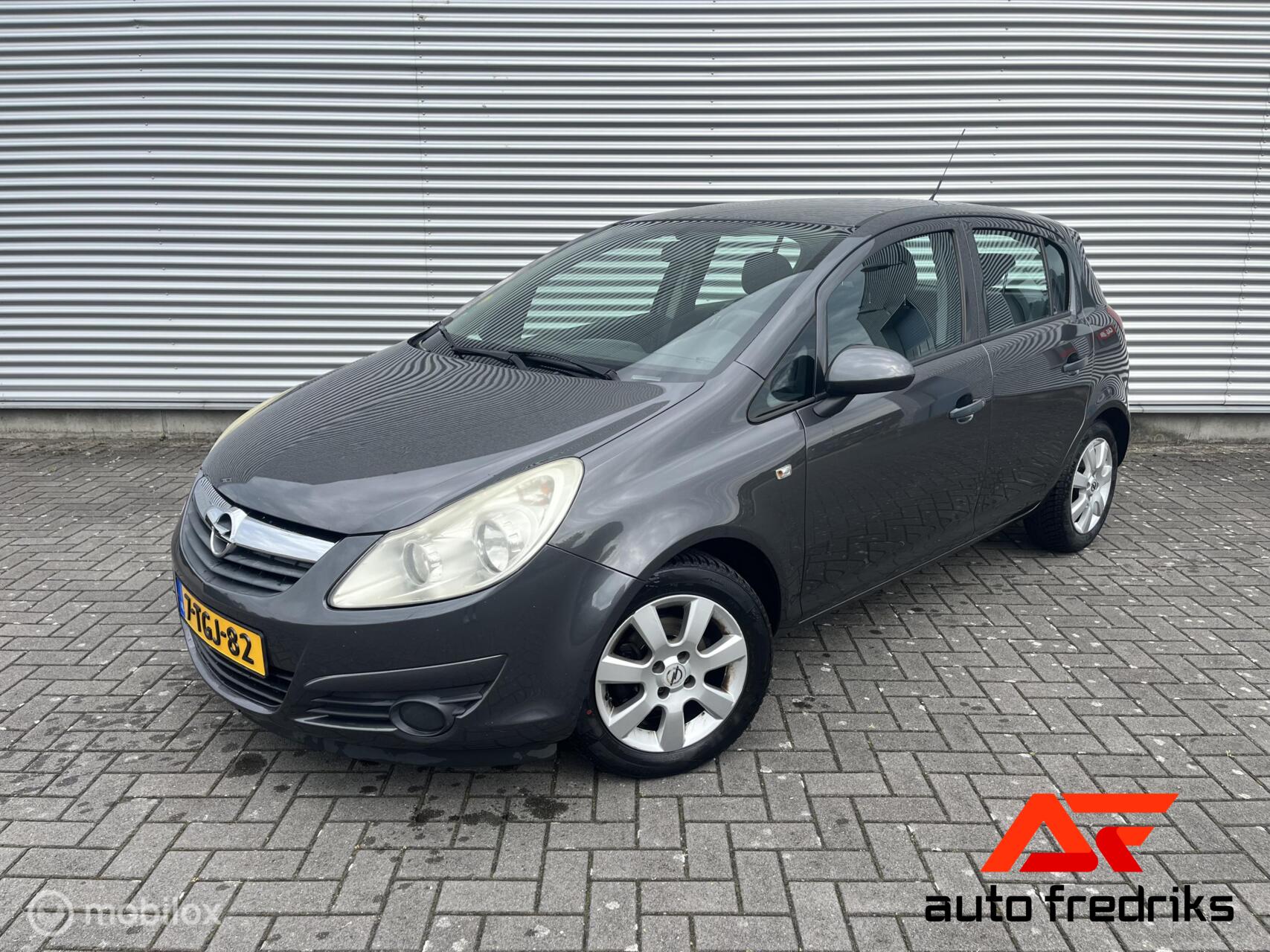 Opel Corsa 1.2-16V '111' Edition | Airco | 2010 - voorkant