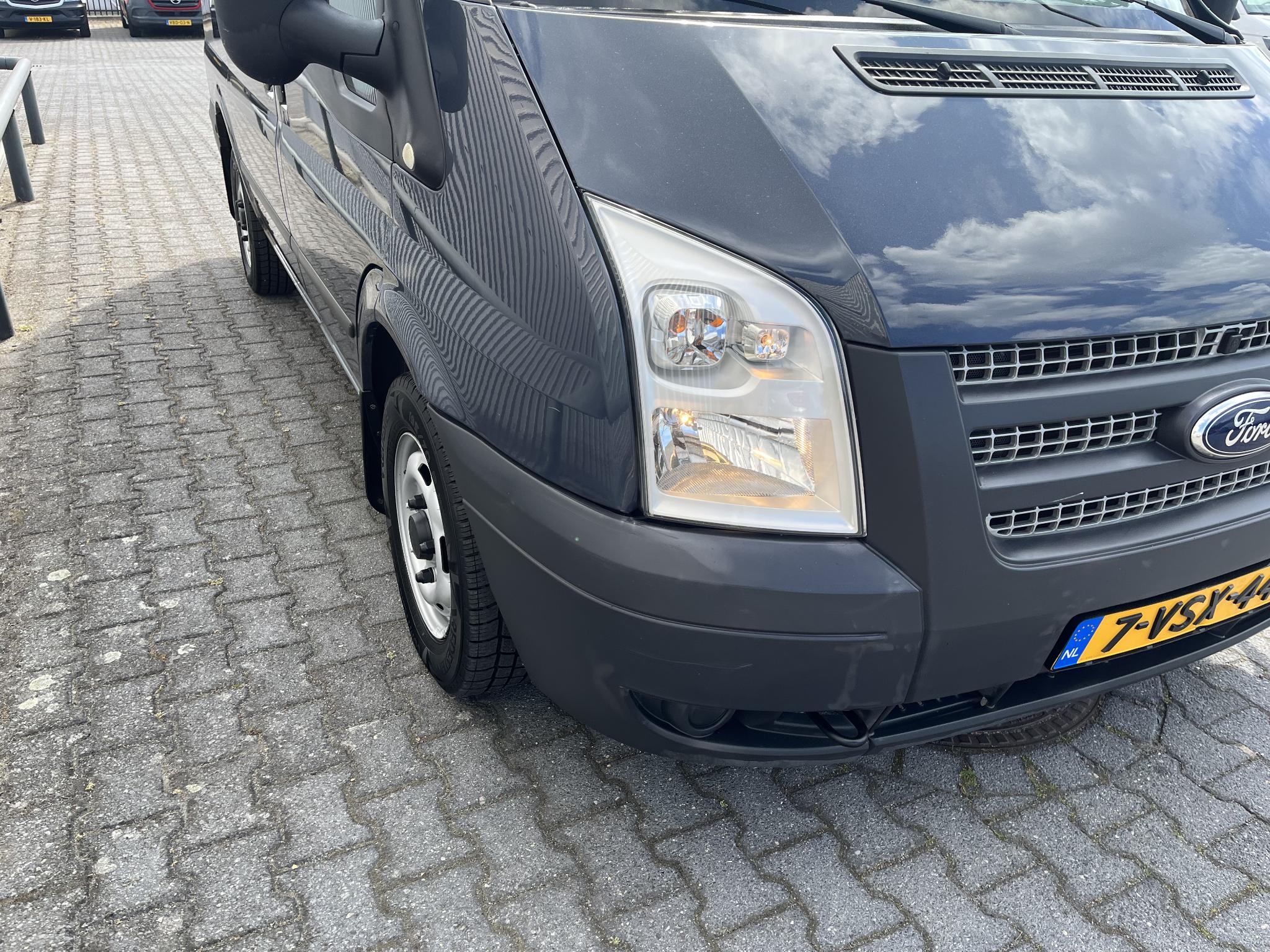 Foto van Ford Transit/tourneo