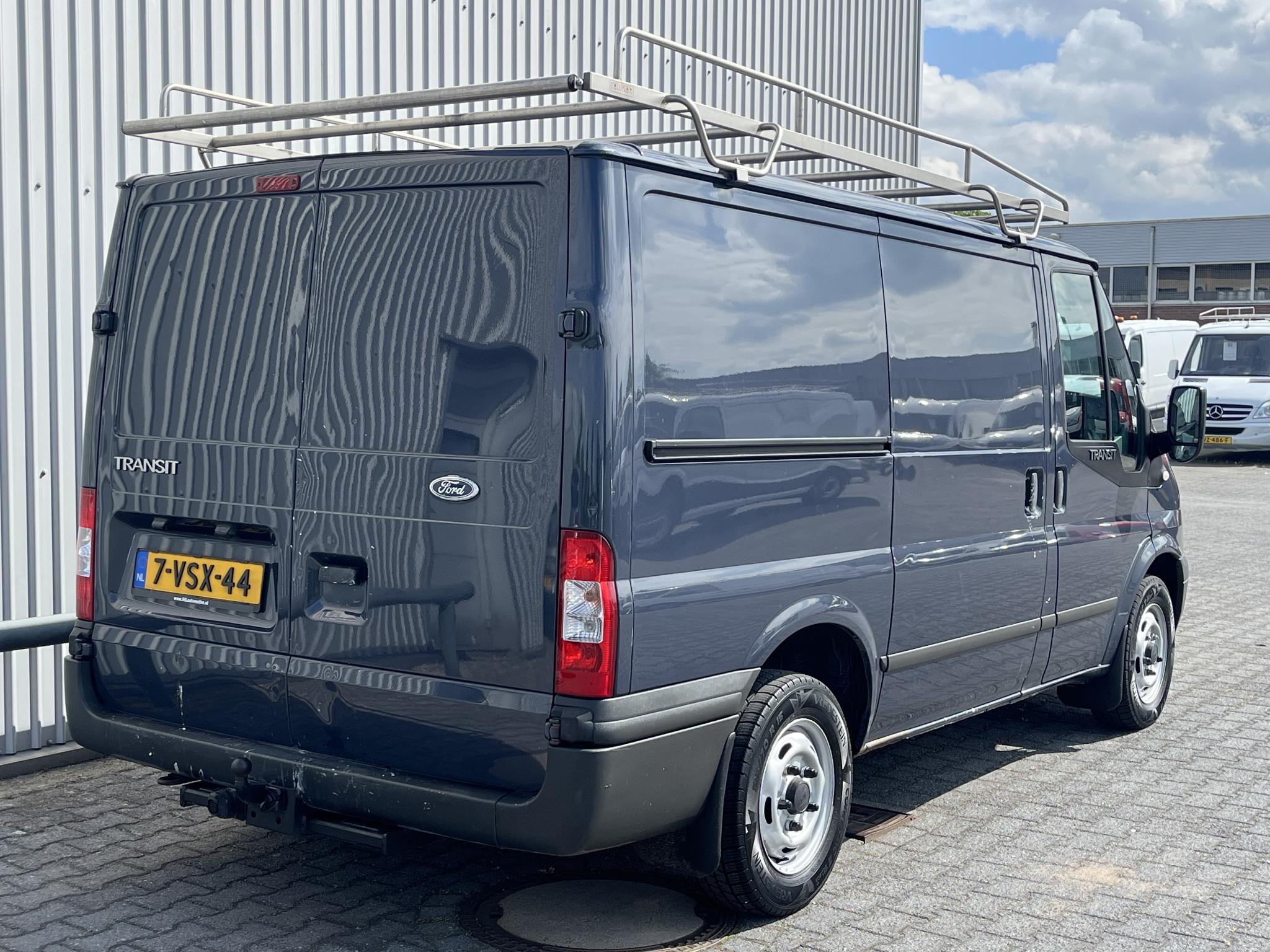Foto van Ford Transit/tourneo