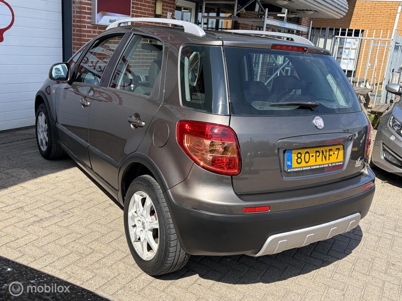 Foto van Fiat Fiat Sedici