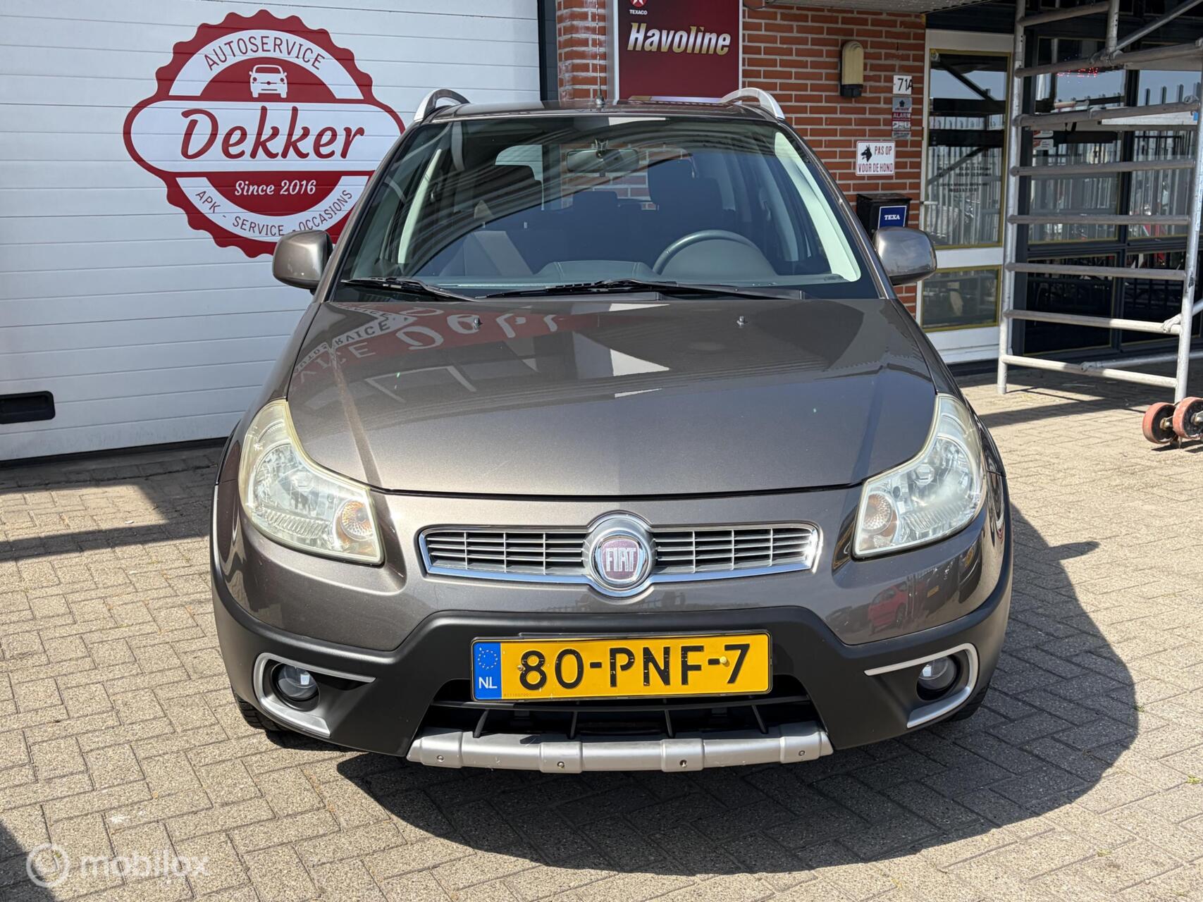 Foto van Fiat Fiat Sedici