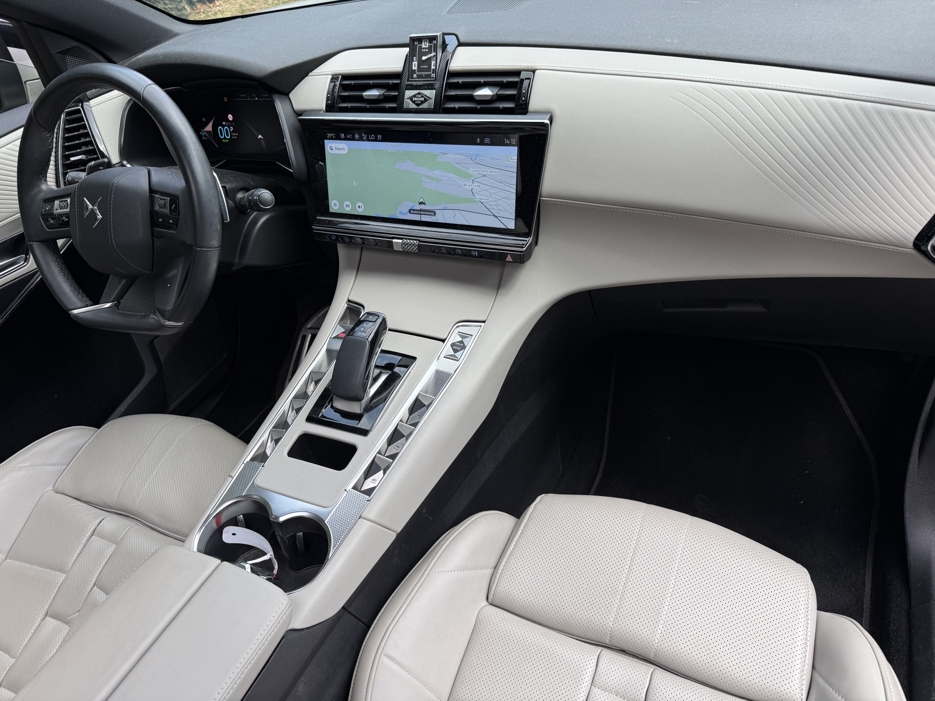 Foto van DS Ds7
