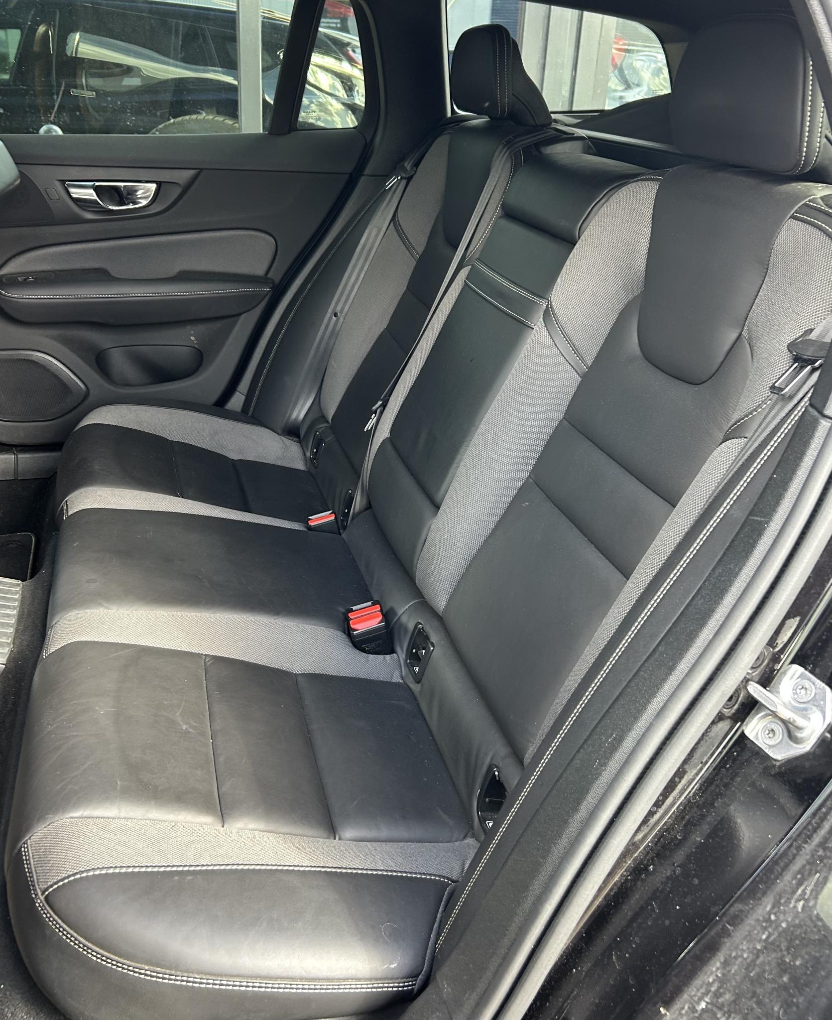 Foto van Volvo V60 T8 Twin Engine