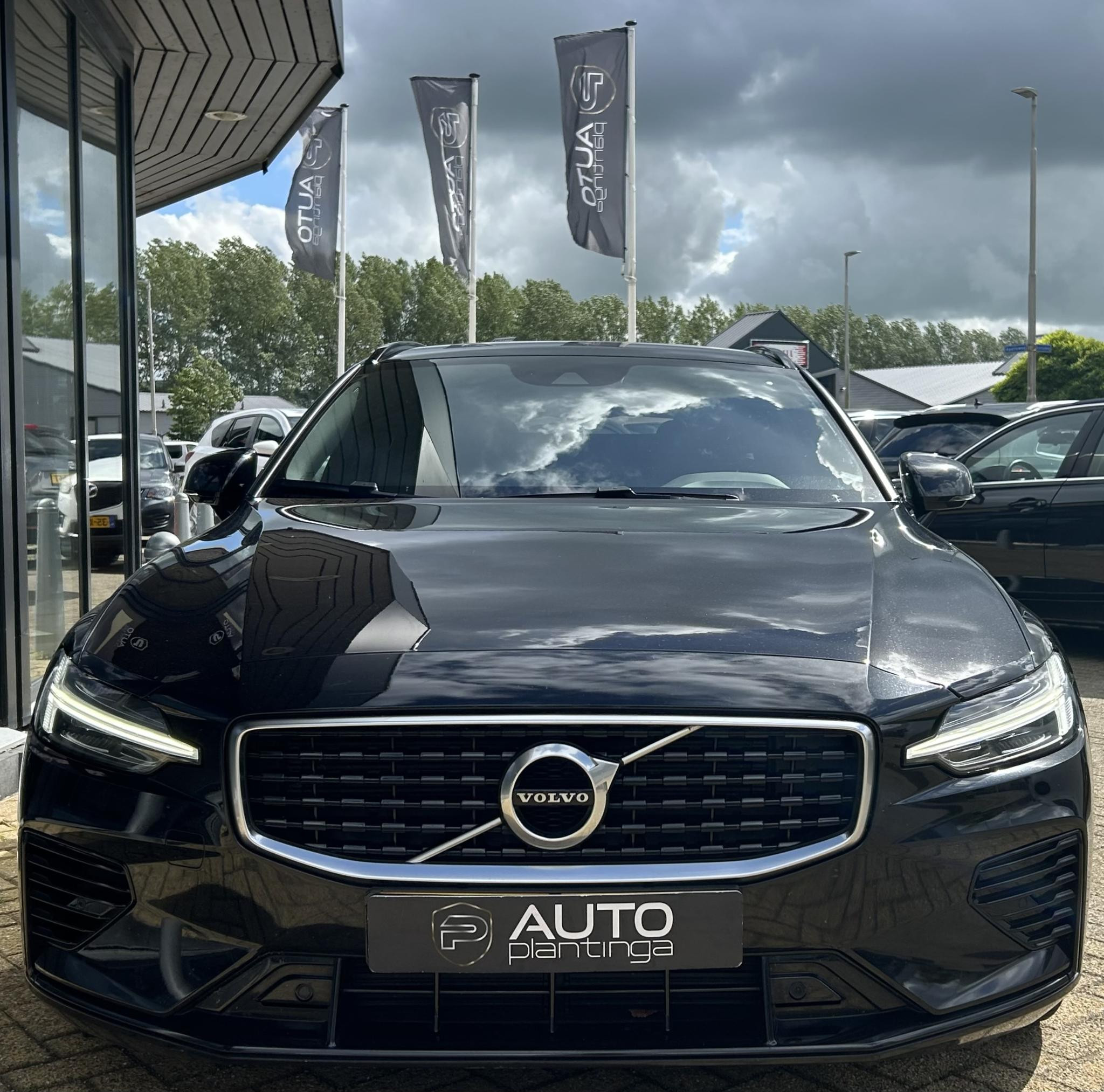 Foto van Volvo V60 T8 Twin Engine