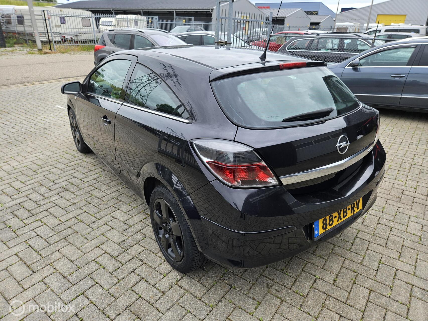 Foto van Opel Astra GTC