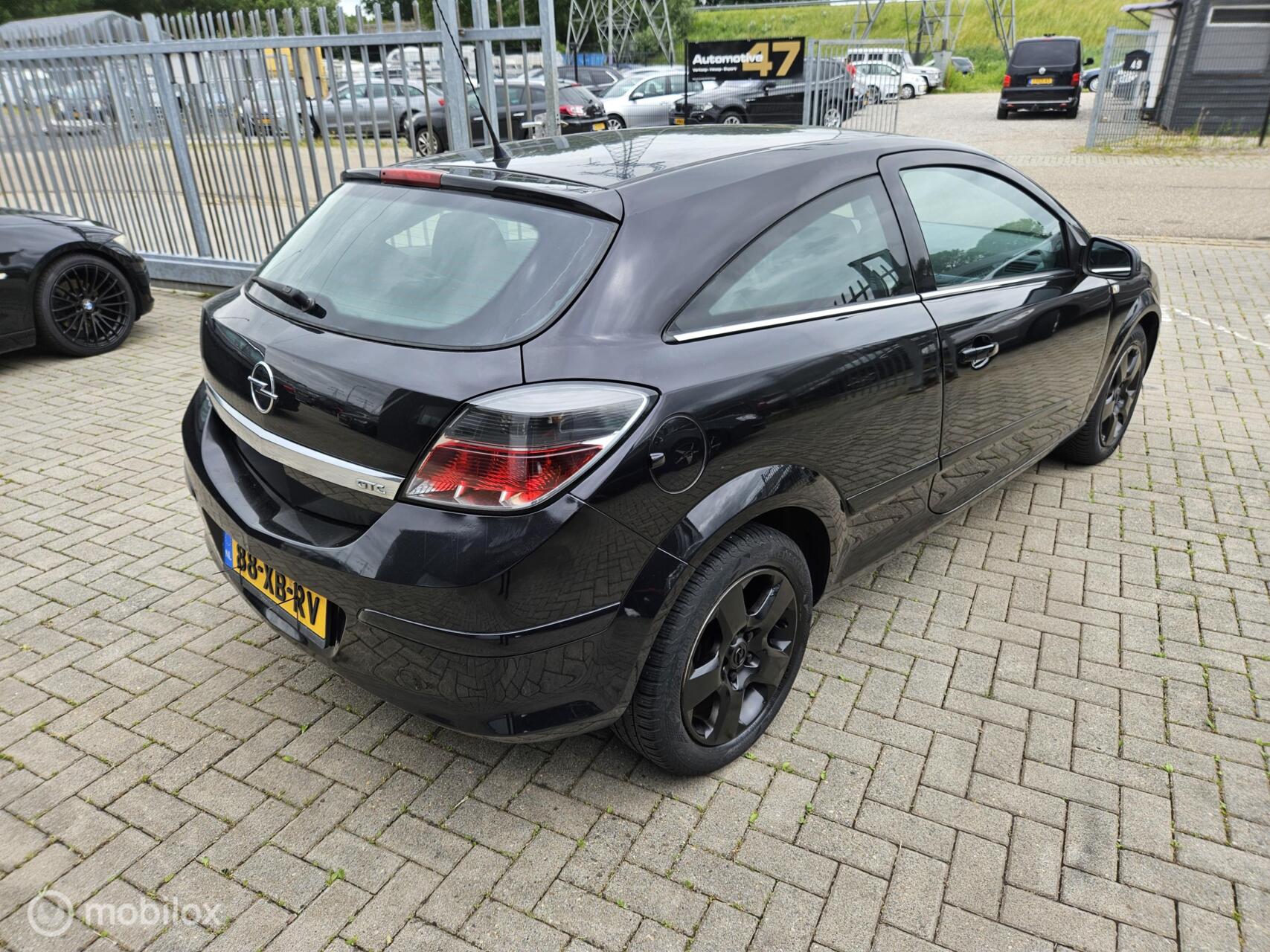 Foto van Opel Astra GTC