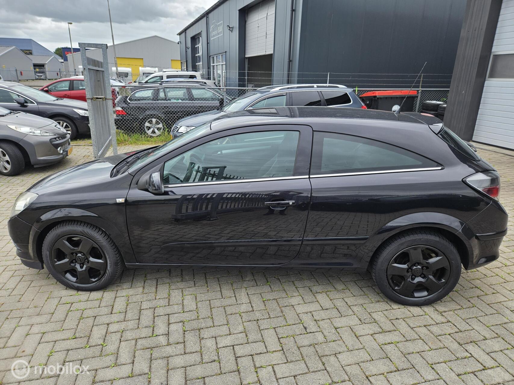 Foto van Opel Astra GTC