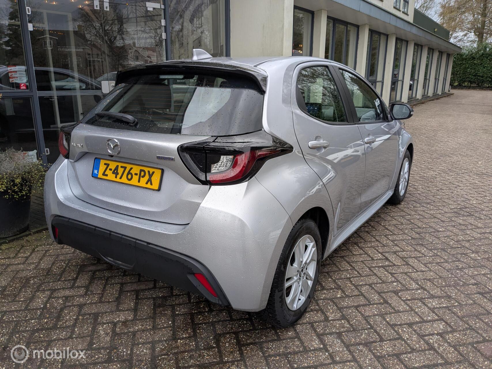 Foto van Mazda Mazda2 Hybrid