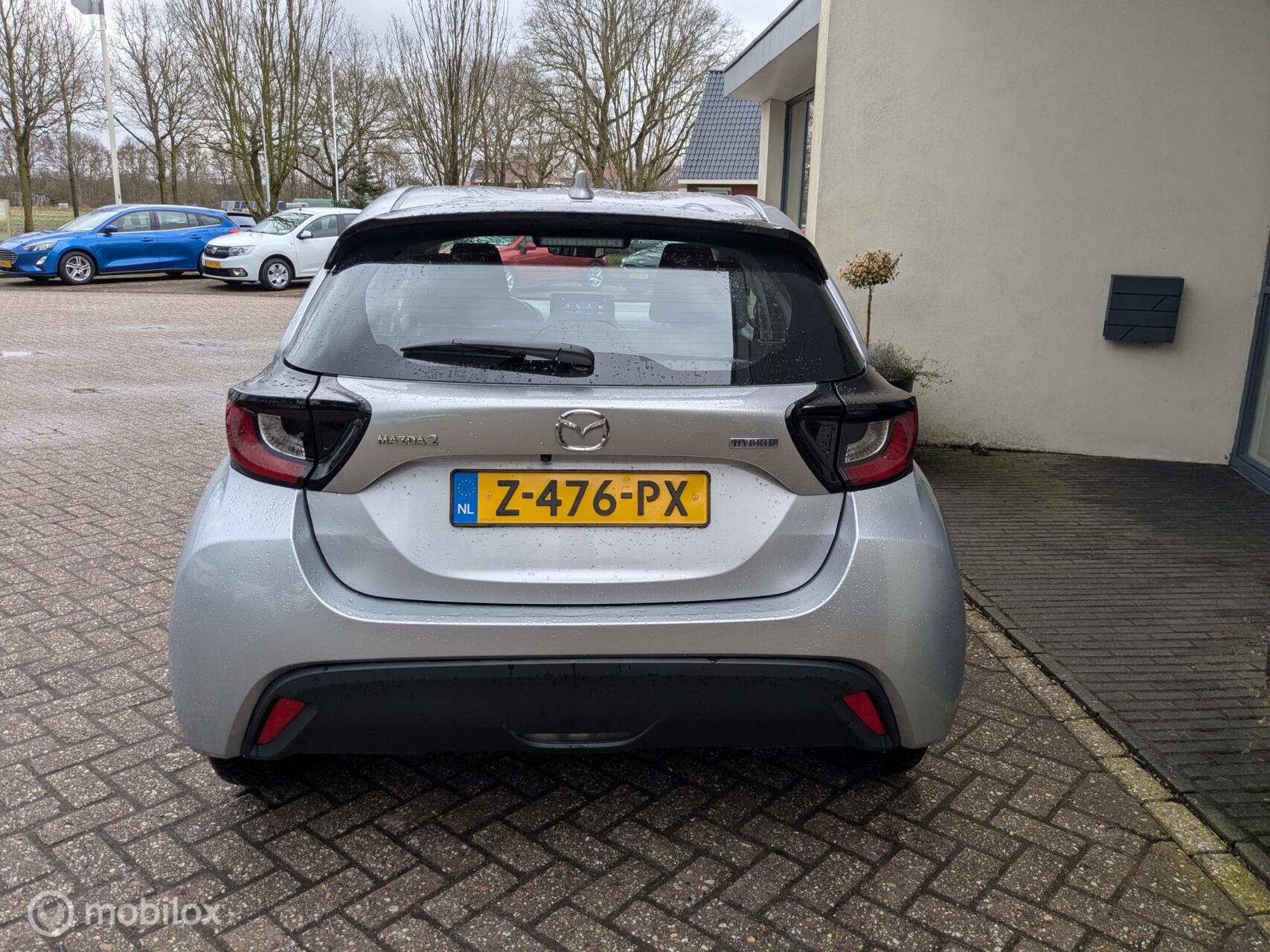 Foto van Mazda Mazda2 Hybrid
