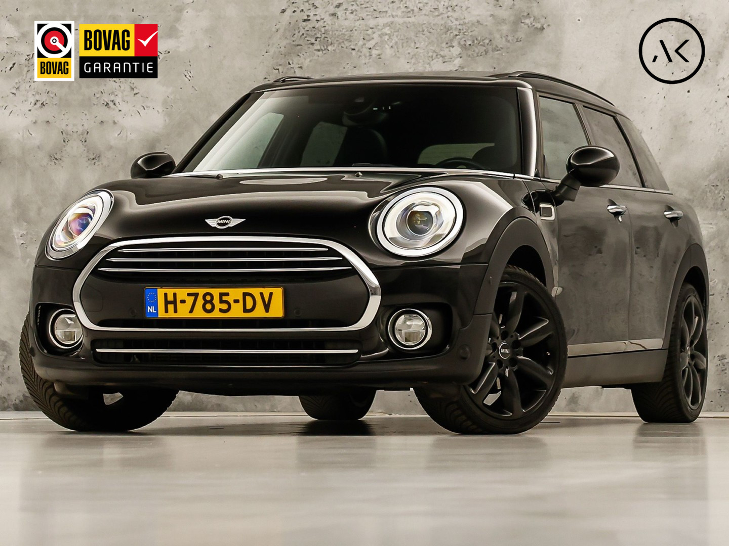 Mini Clubman One 1.5 Chili Black Sport 2016 - voorkant