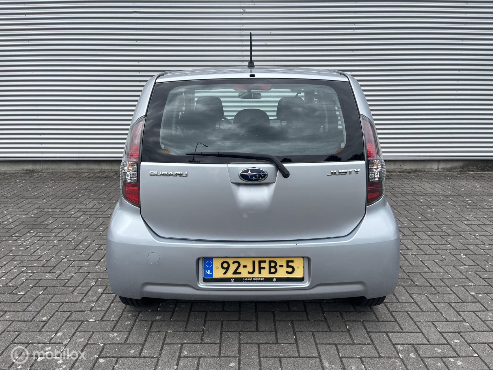 Foto van Subaru Justy