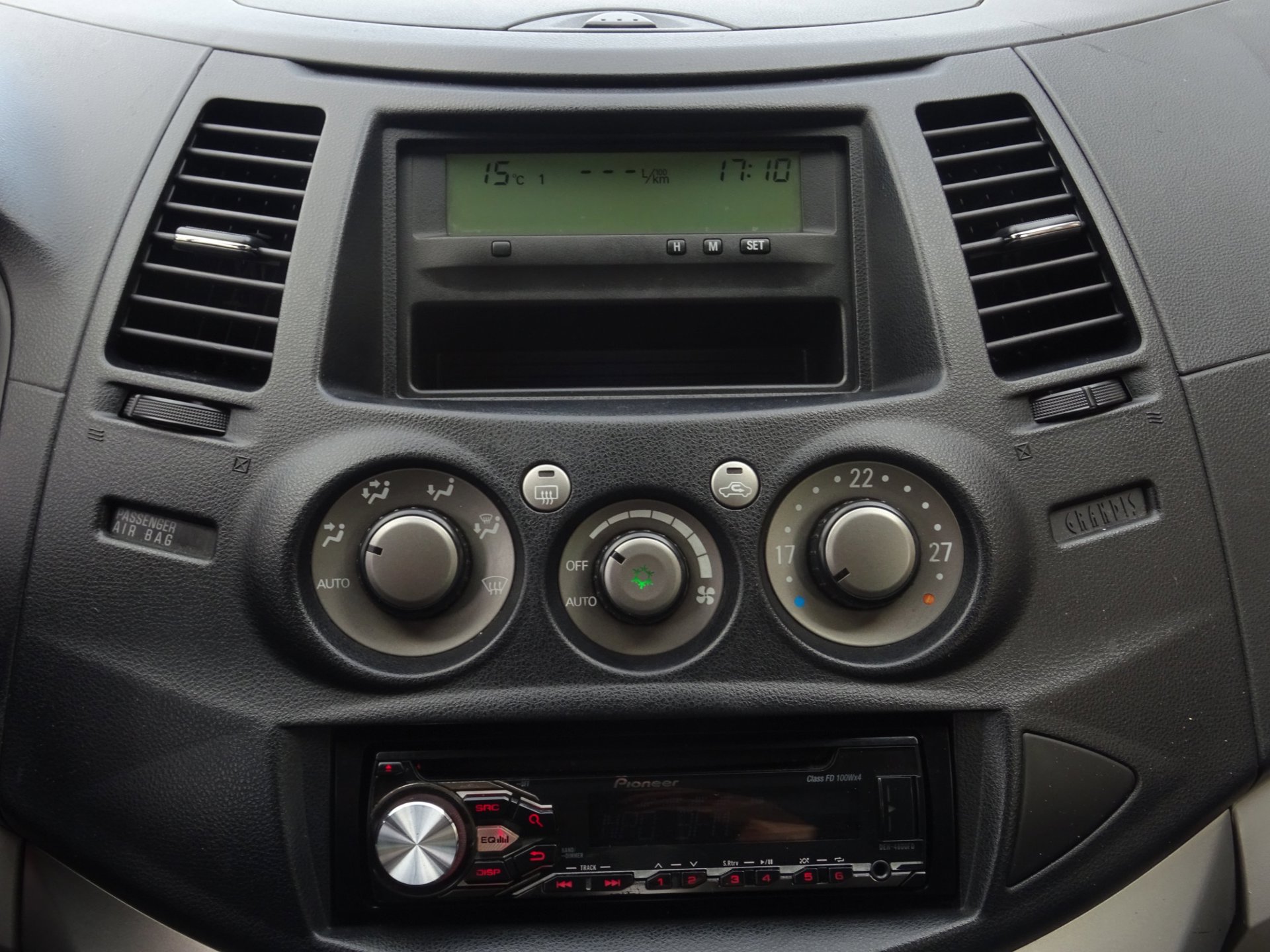 Foto van Mitsubishi Mitsubishi Grandis