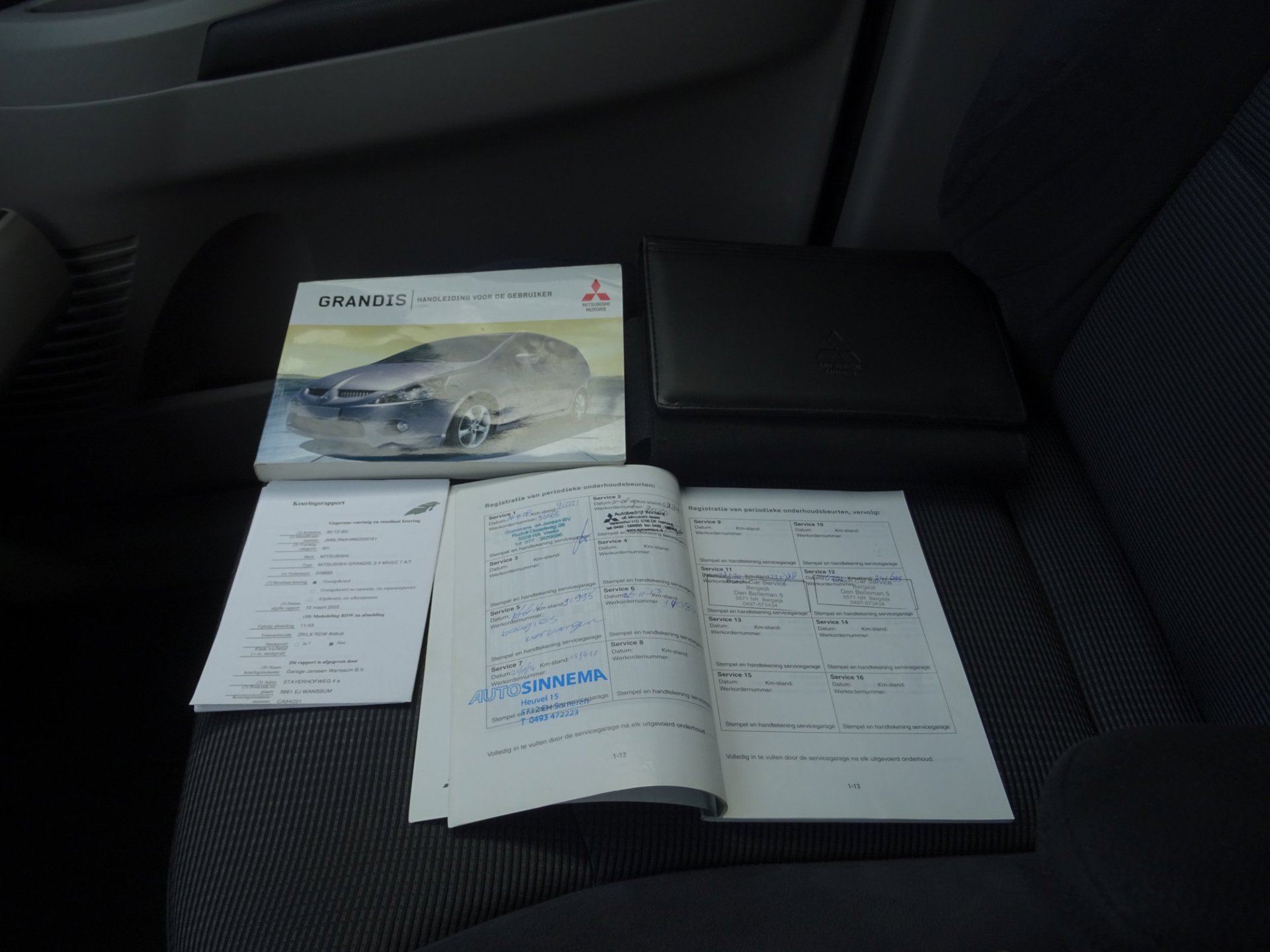 Foto van Mitsubishi Mitsubishi Grandis