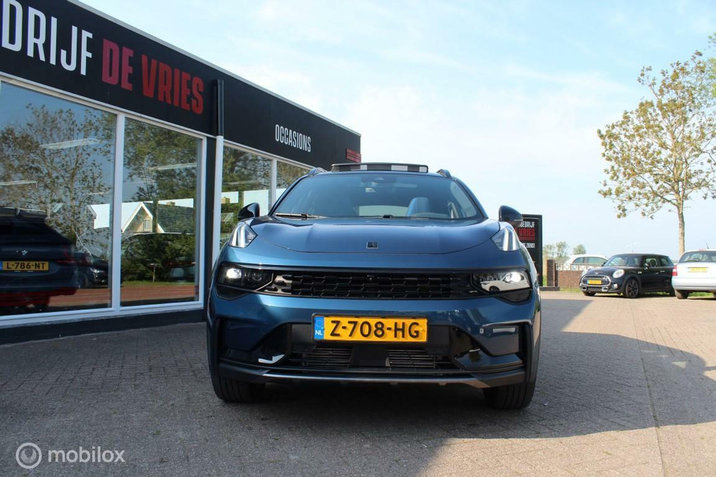 Foto van LYNK & Co 01