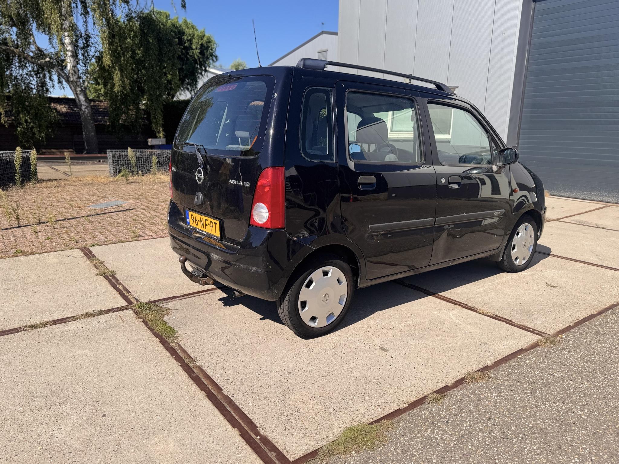 Foto van Opel Agila