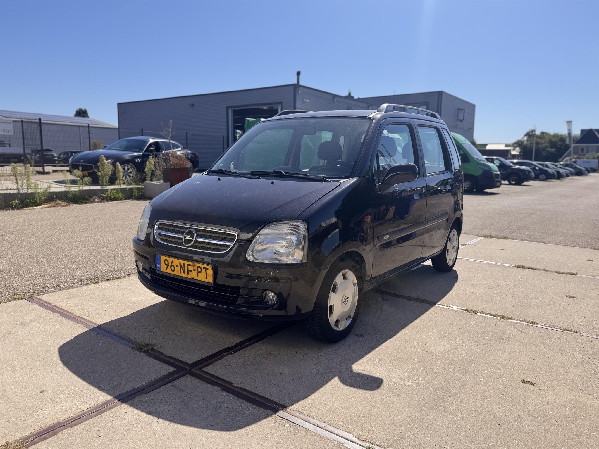 Foto van Opel Agila