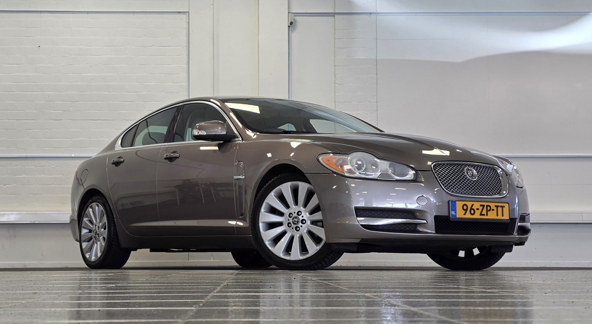 Foto van Jaguar Jaguar XF