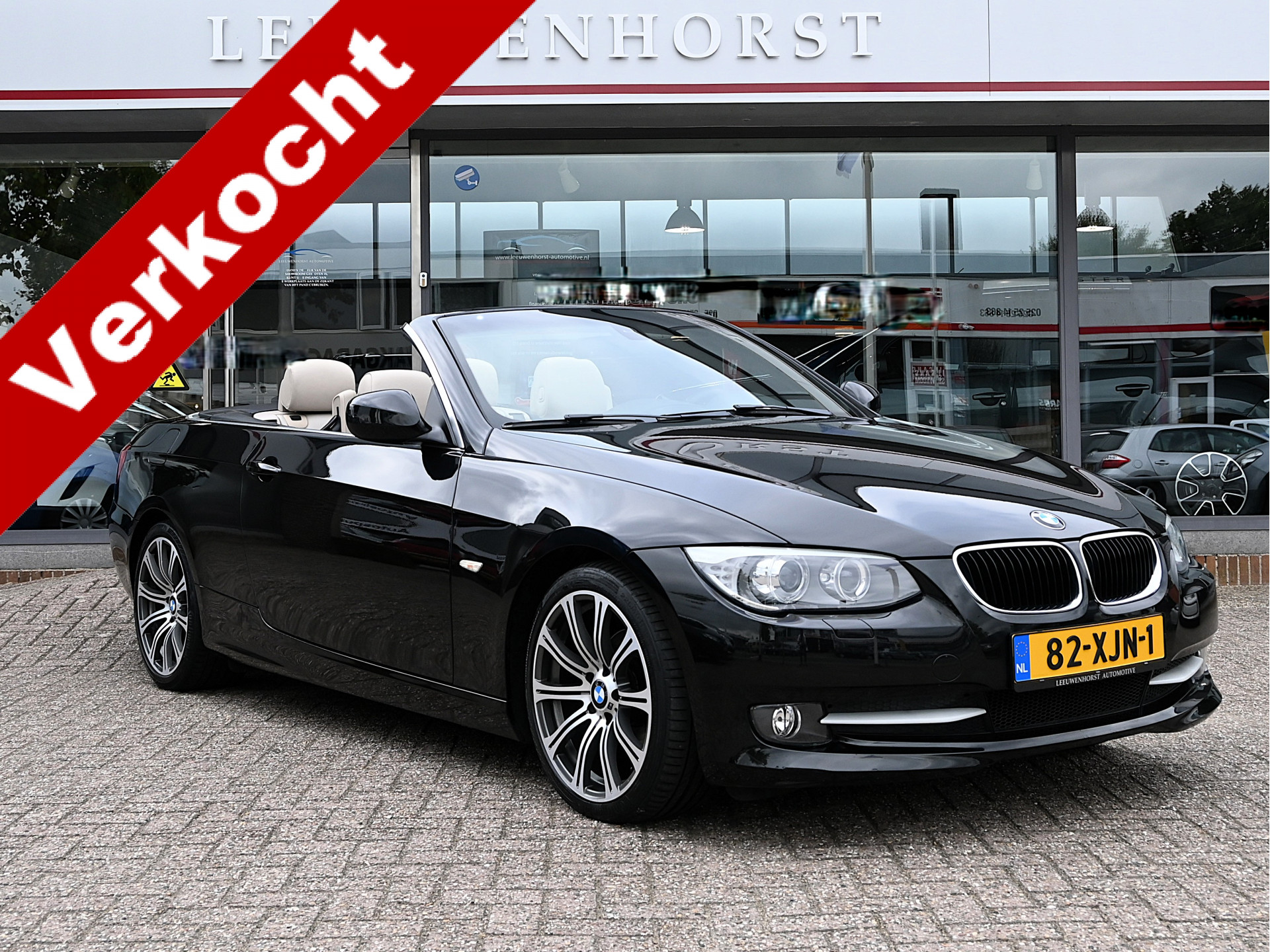 BMW 320i 320i High Executive, AUTOMAAT, full option, NL-auto 2012 - voorkant