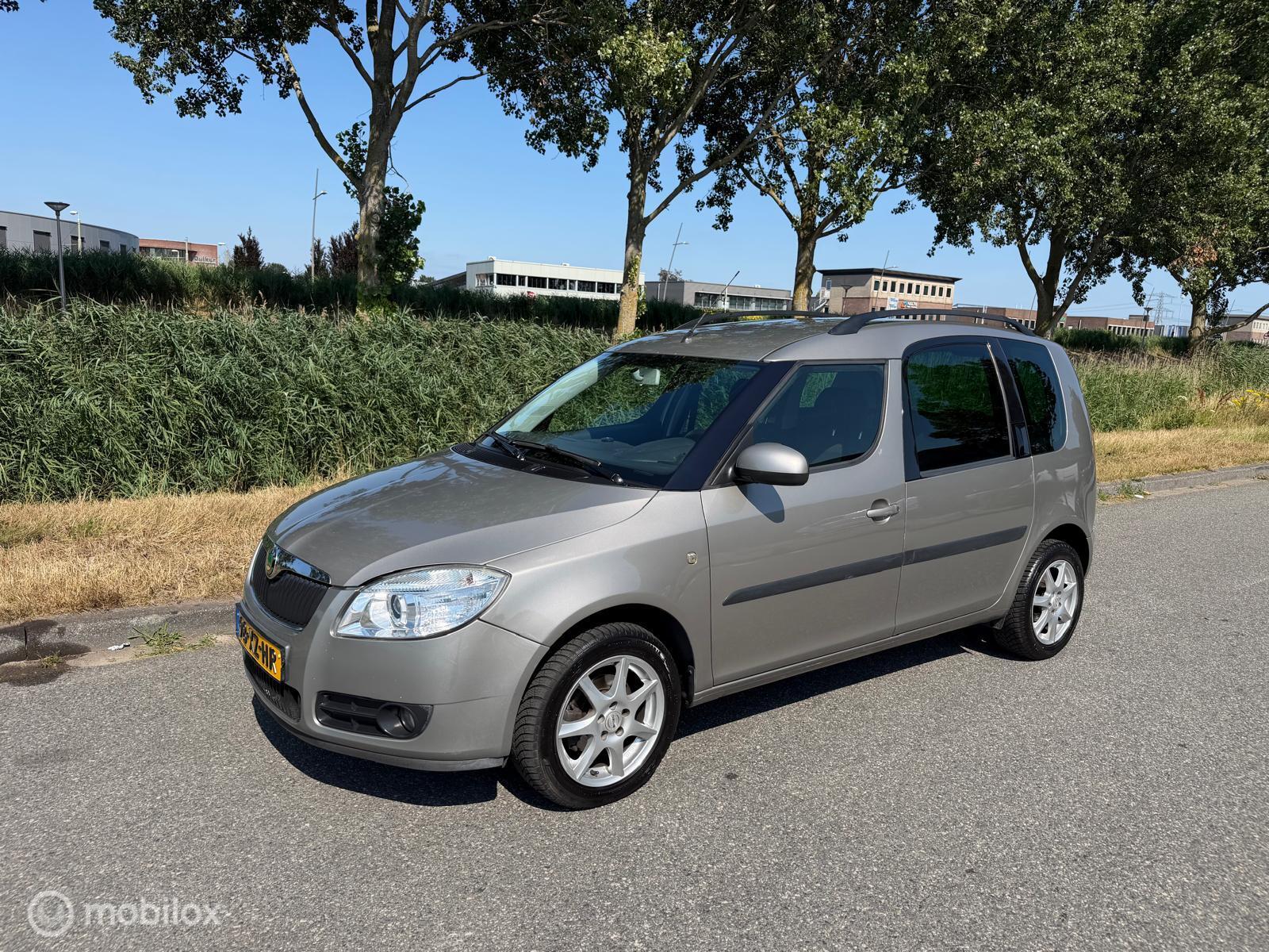 Skoda Roomster 1.4-16V Style 2007 - voorkant