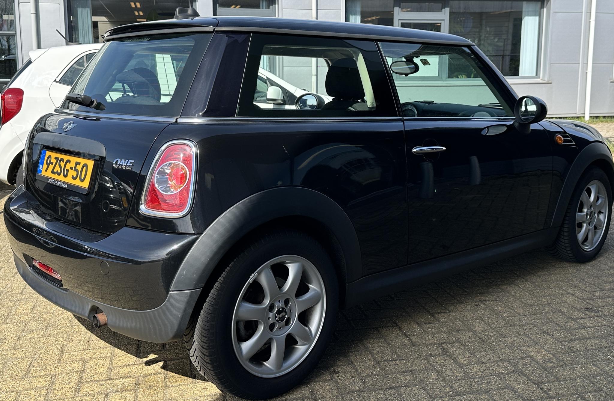 Foto van Mini One