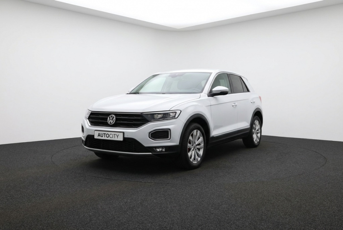 Volkswagen T-roc 1.5 TSI DSG Sport Adaptive l Camera l Virtual Cockpit 2018 - voorkant