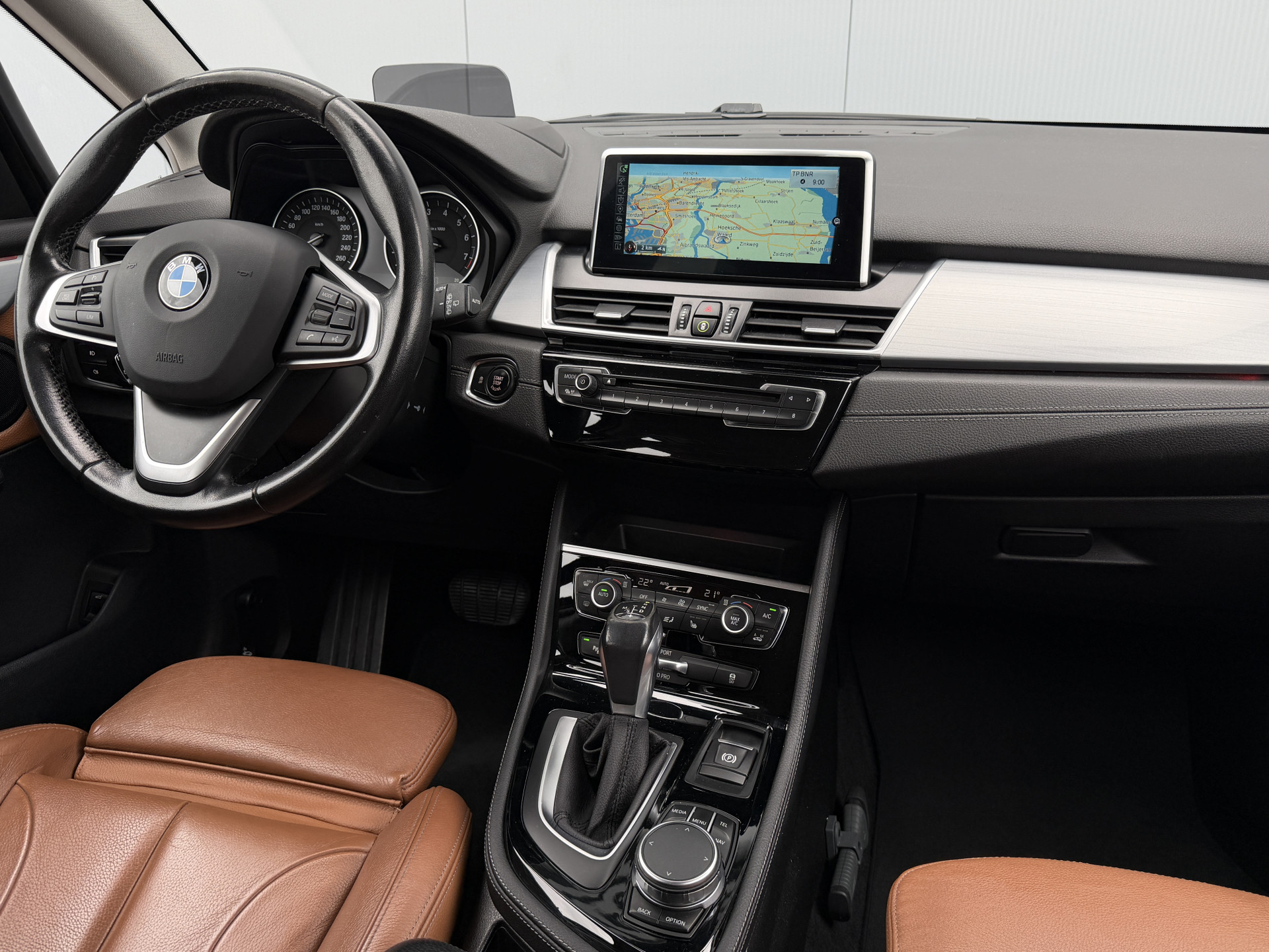 Foto van BMW 220i Active Tourer