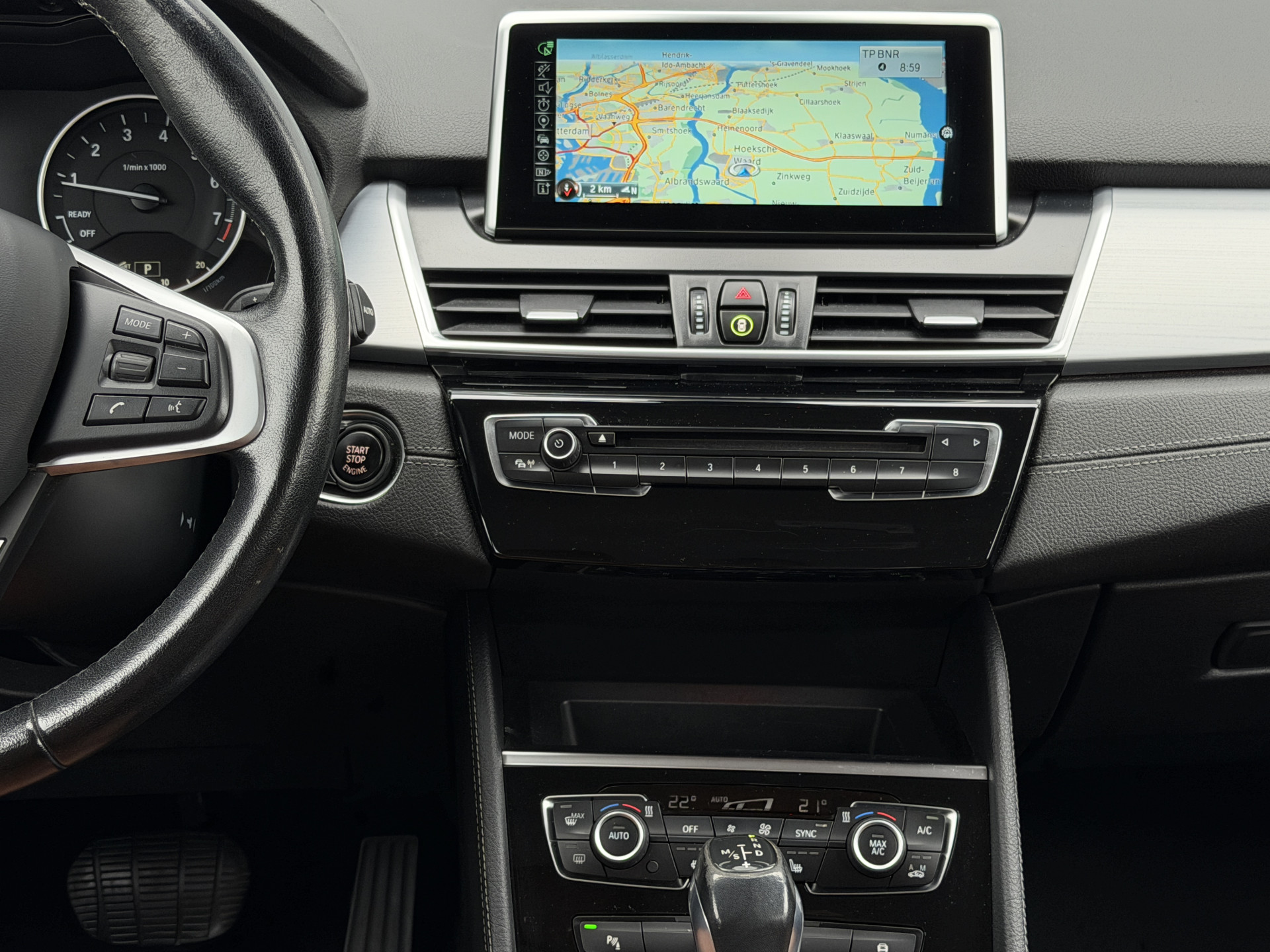Foto van BMW 220i Active Tourer