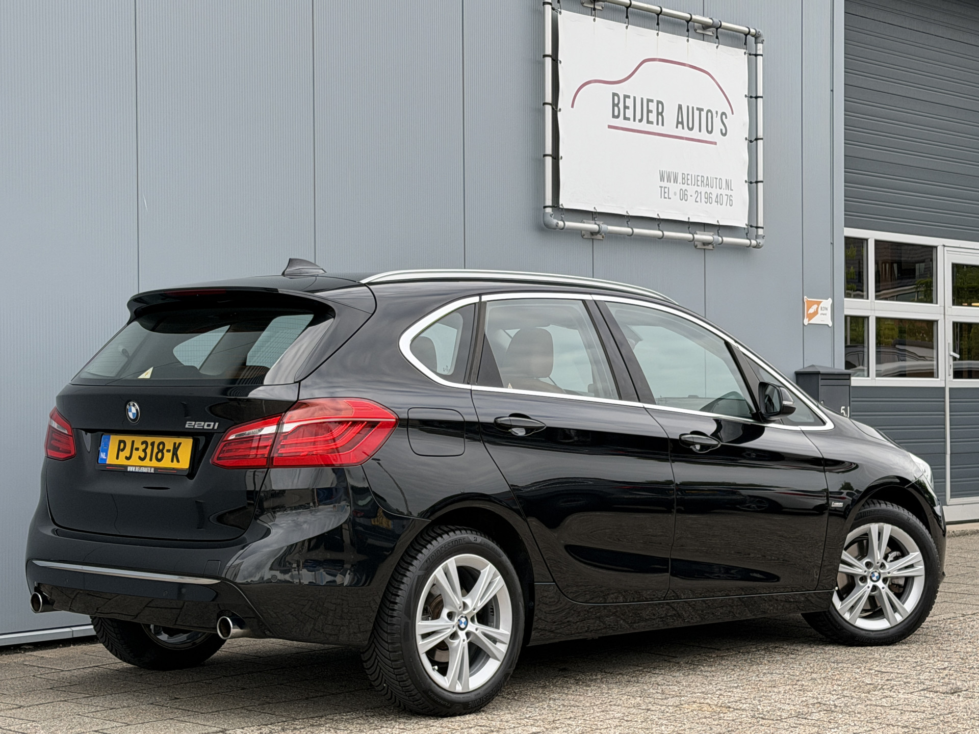 Foto van BMW 220i Active Tourer