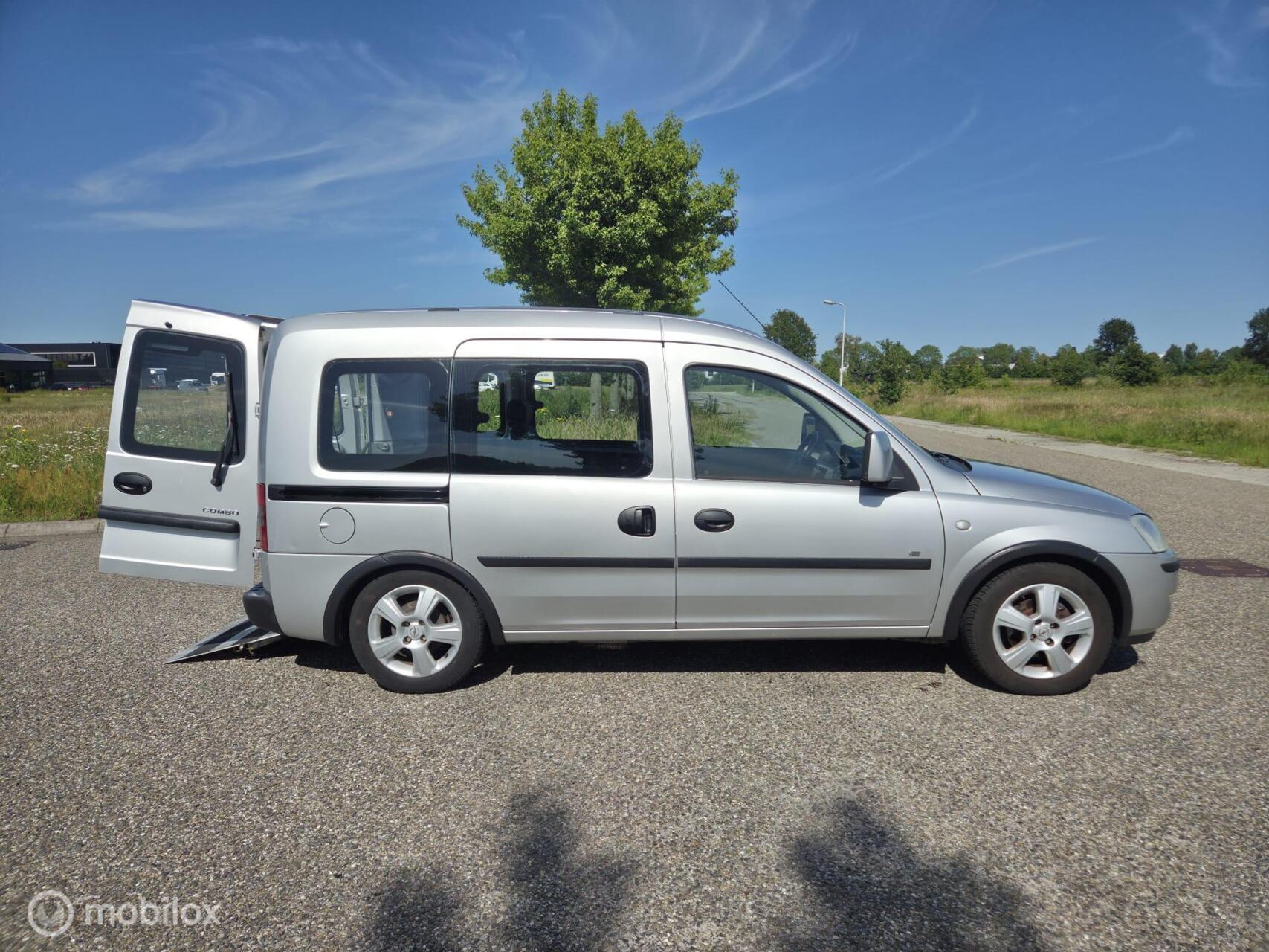 Foto van Opel Combo-c