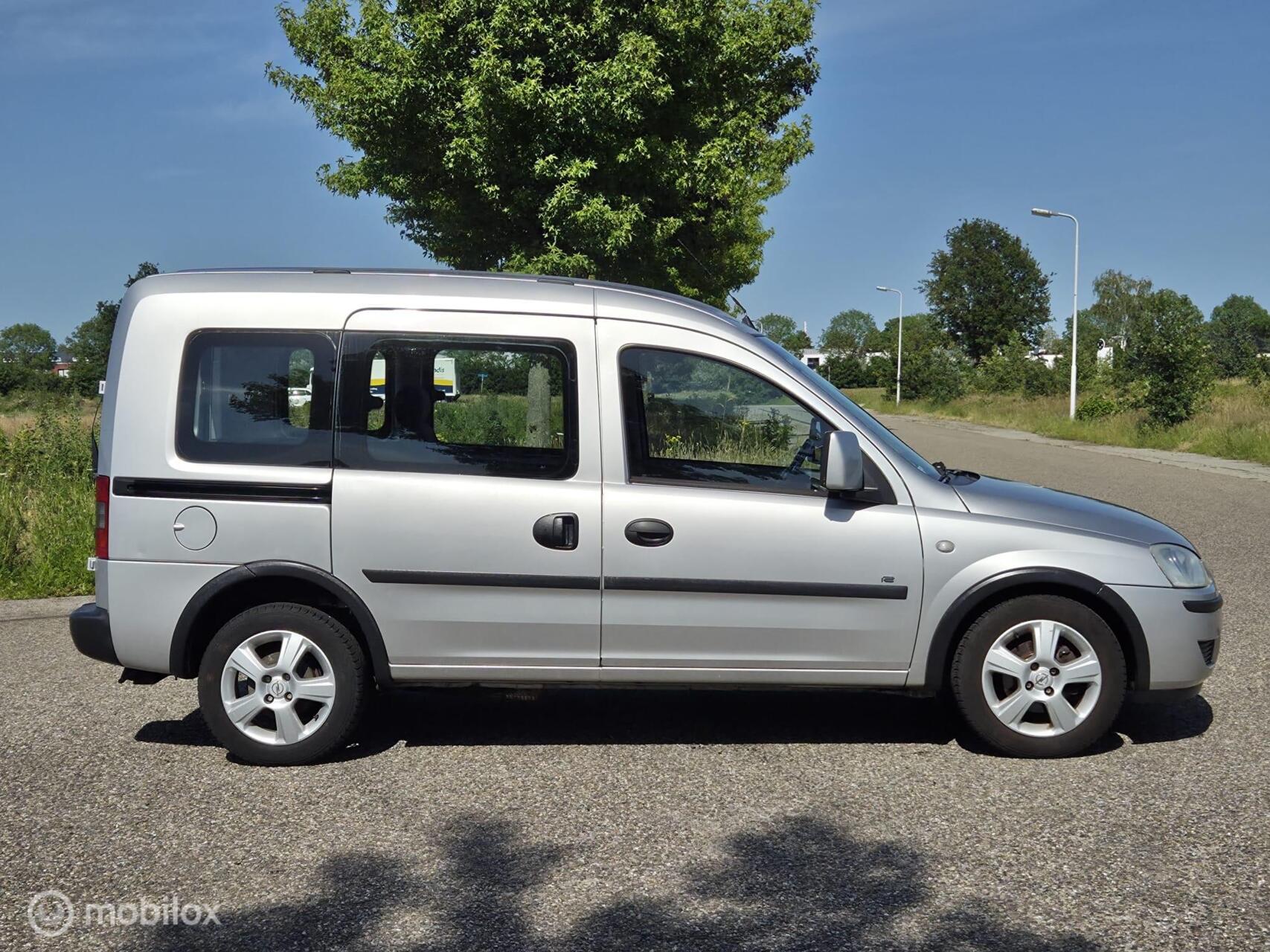 Foto van Opel Combo-c