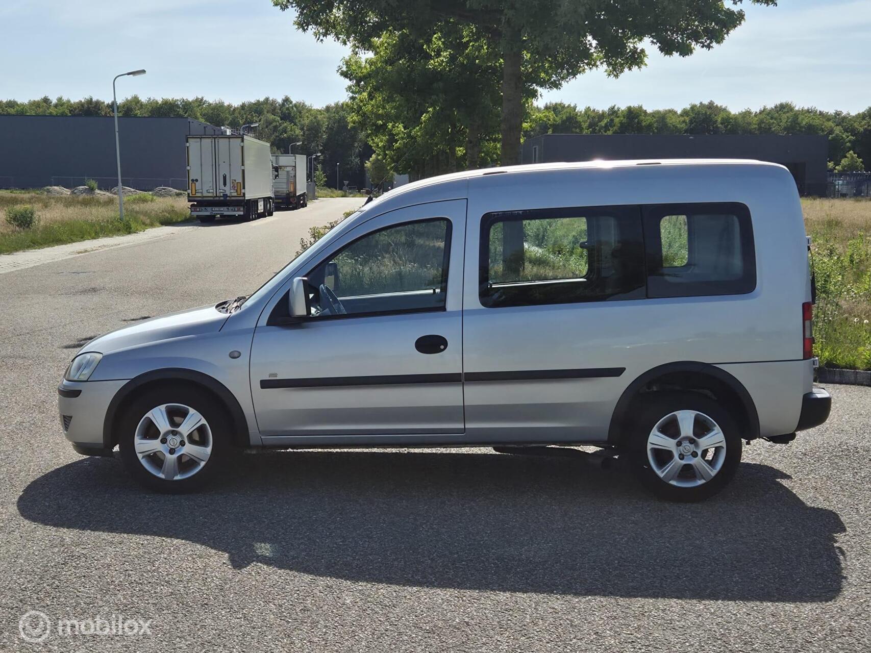Foto van Opel Combo-c