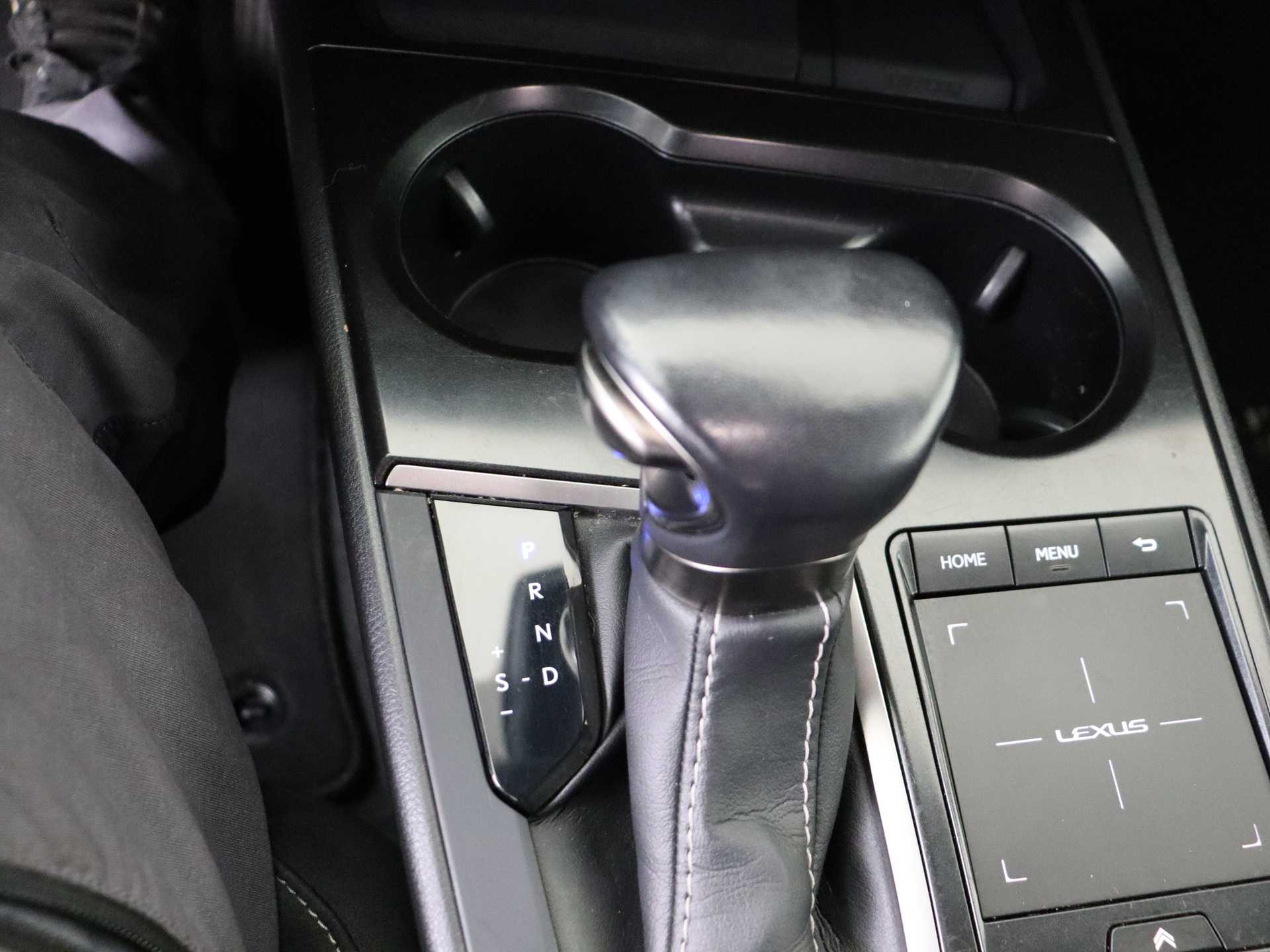 Foto van Lexus Lexus Ux250h