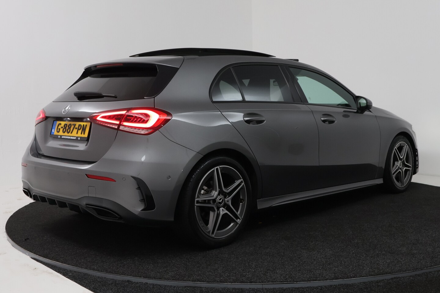 Foto van Mercedes-Benz A 180