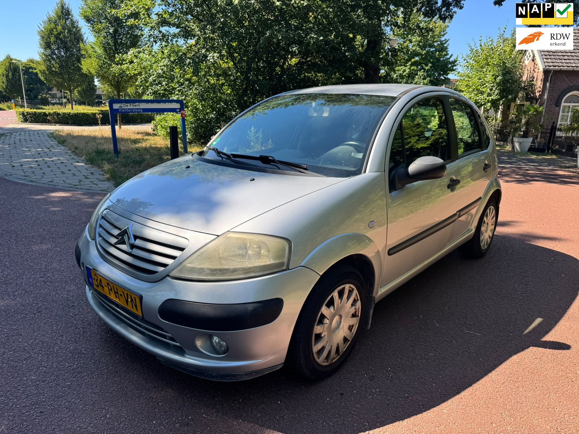 Citroen C3 1.4i-16V Différence / Airco / Automaat / Aux / NAP / Apk 2004 - voorkant