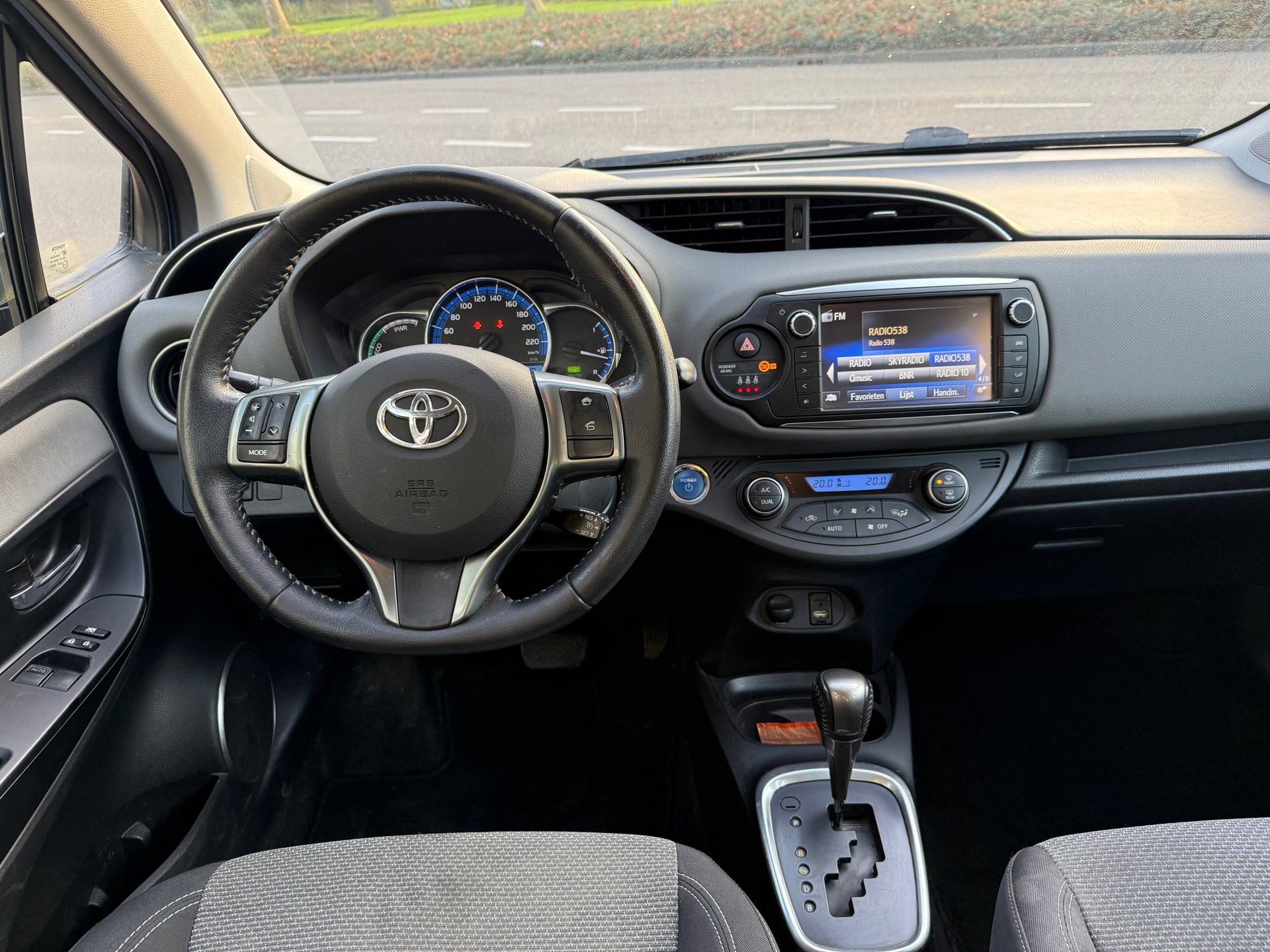 Foto van Toyota Toyota Yaris Hybrid